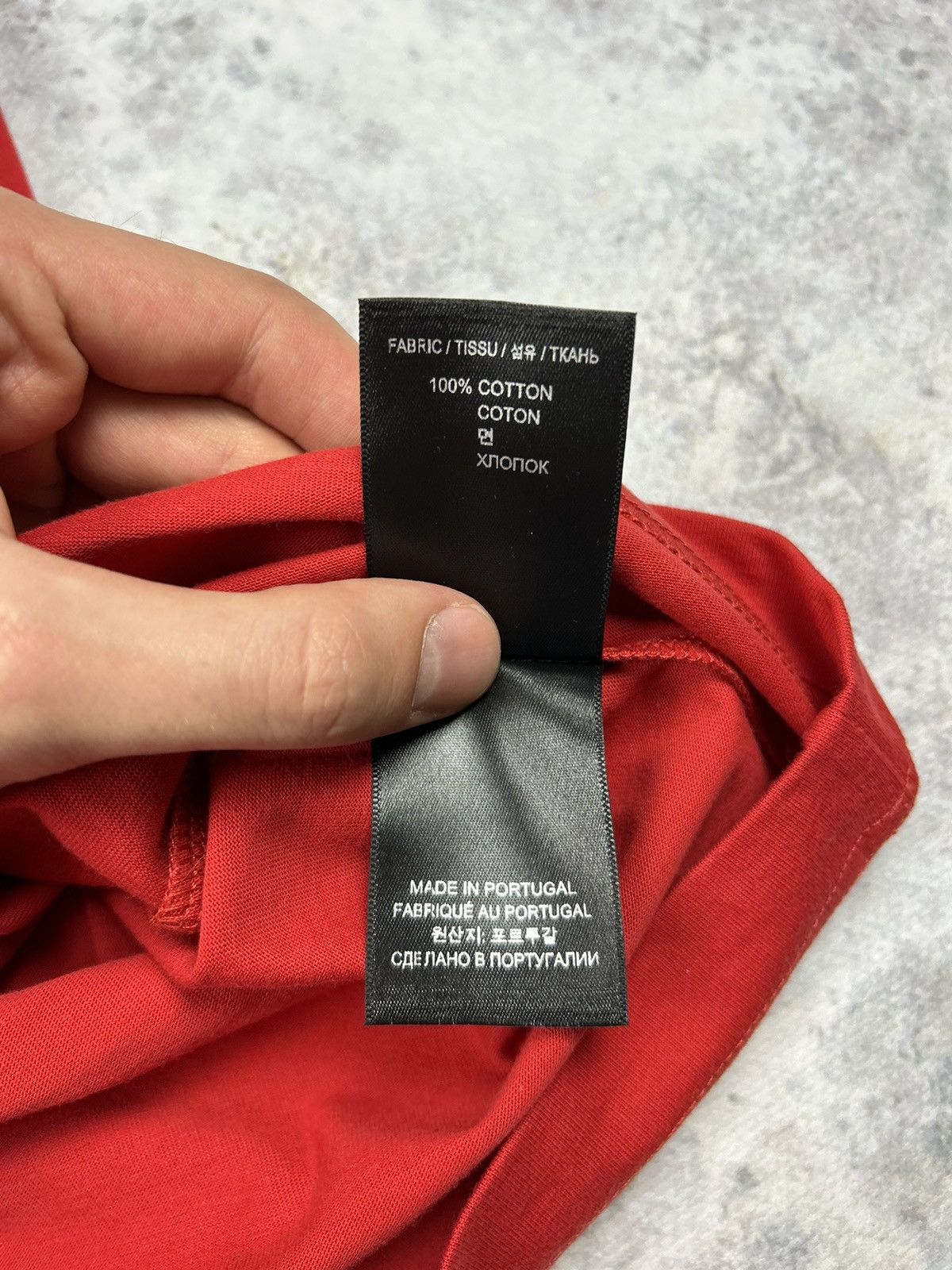Vetements Vetements ‘Vetements Translation’ T-shirt Red S Size US S / EU 44-46 / 1 - 9 Thumbnail