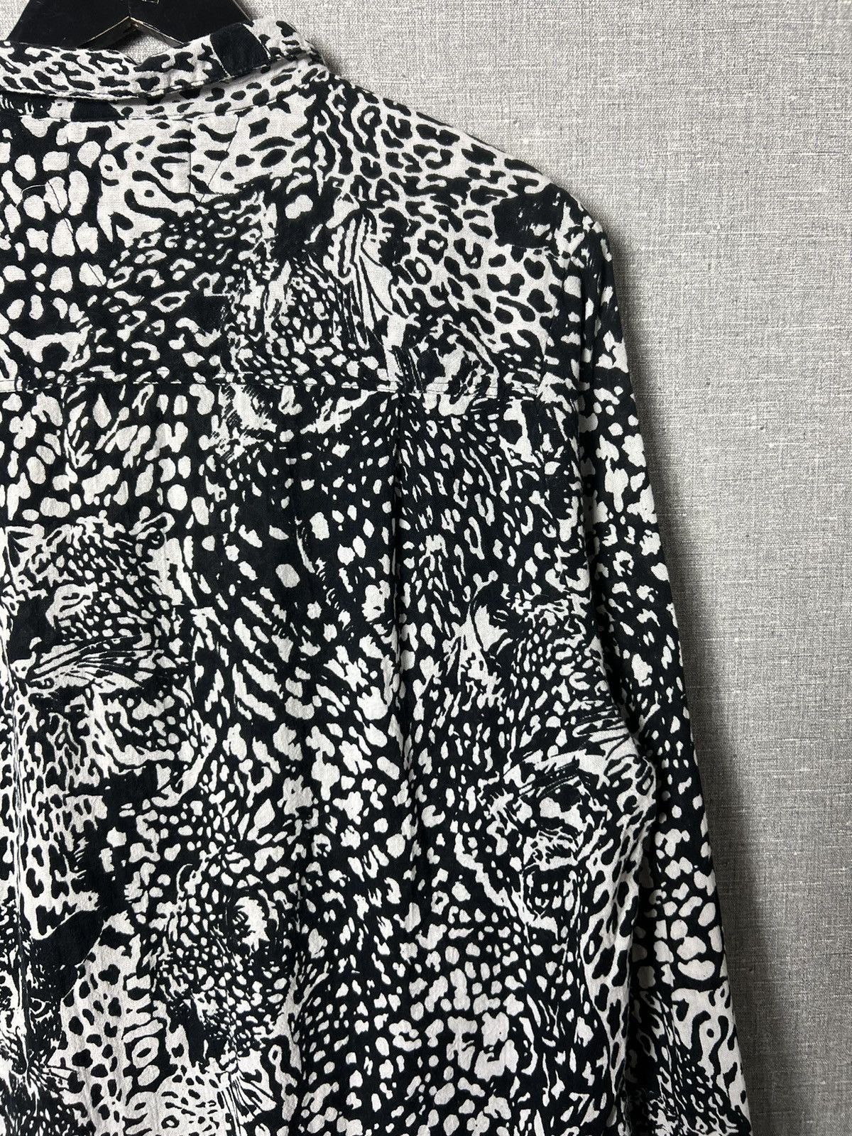 Rolla's ROLLAS All Over Print Leopard Button Up Long Sleeve Shirt Size US L / EU 52-54 / 3 - 17 Thumbnail