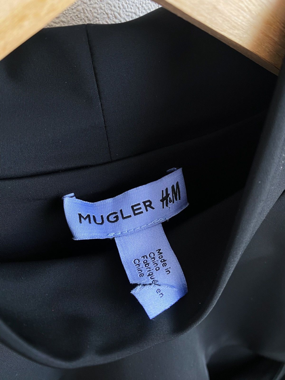 Mugler Mugler x H&M Jersey Cut-Out Shirt Size L Size US L / EU 52-54 / 3 - 15 Thumbnail