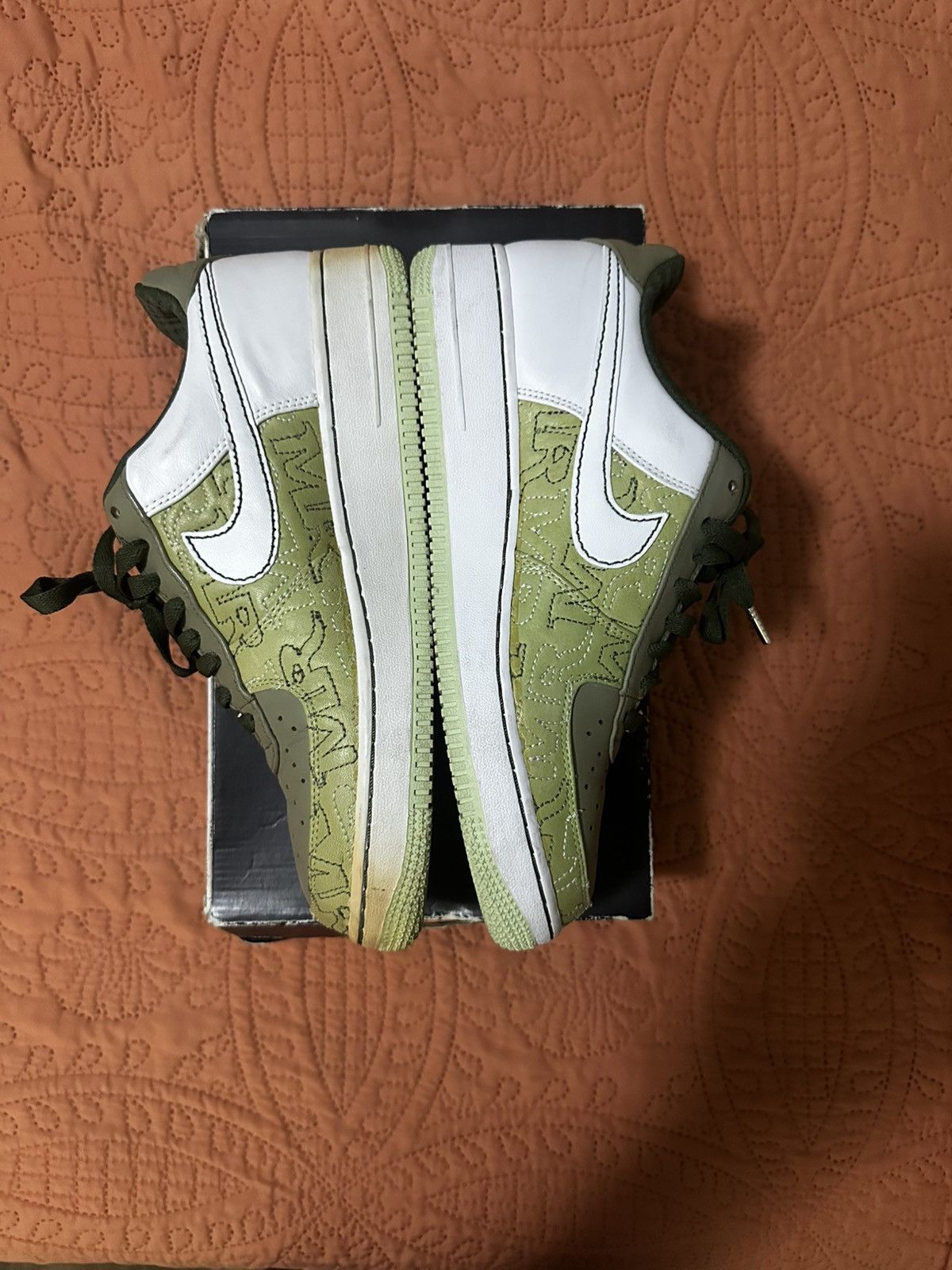 Nike WMNS AIR FORCE 1 PREMIUM '07 'PISTACHIO Size US 8.5 / EU 41-42 - 5 Thumbnail