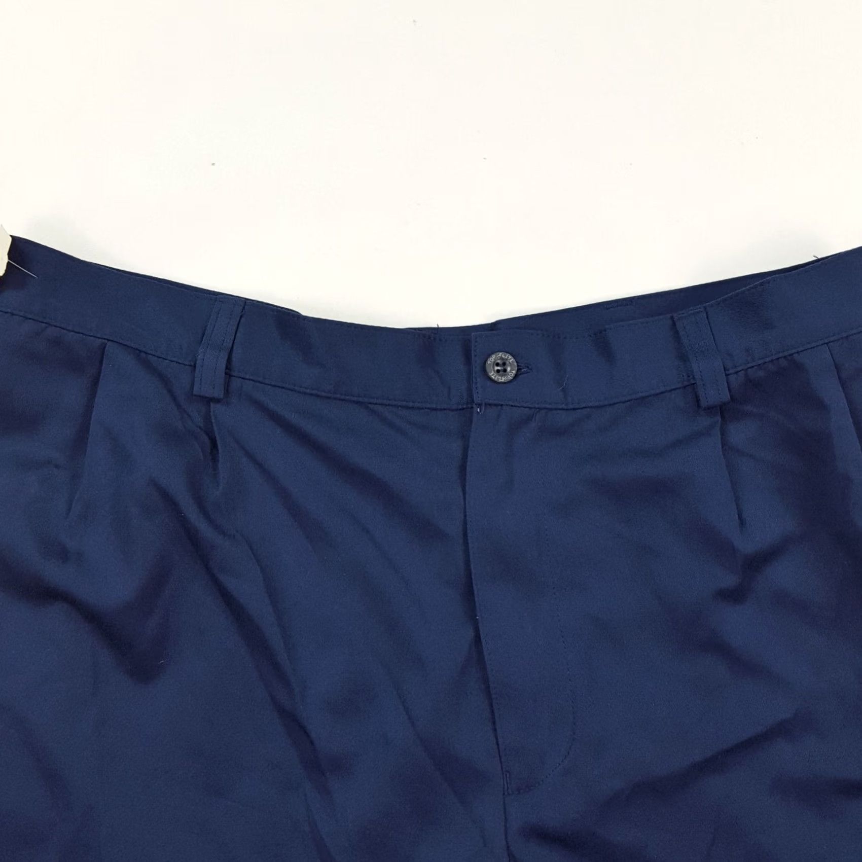 Spalding VINTAGE Spalding Golf Navy Blue Pleated Front Men's 35 Chino Shorts Size US 35 - 2 Thumbnail