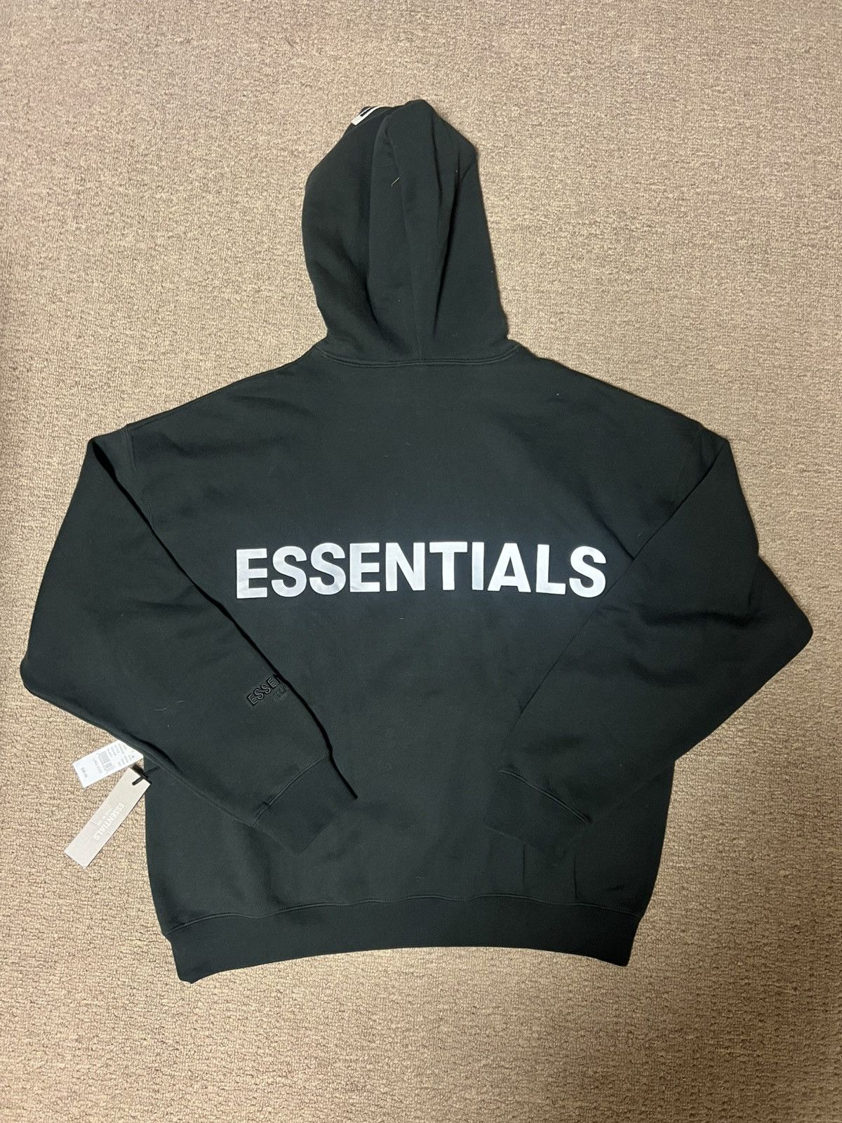 Fear of God Fear of God Essentials Hoodie reflective logo Size US L / EU 52-54 / 3 - 1 Thumbnail