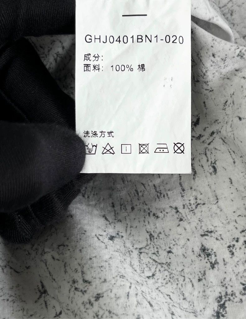 Givenchy Givenchy Size38 Show-style shirt with black and white oil p Size US M / EU 48-50 / 2 - 5 Thumbnail