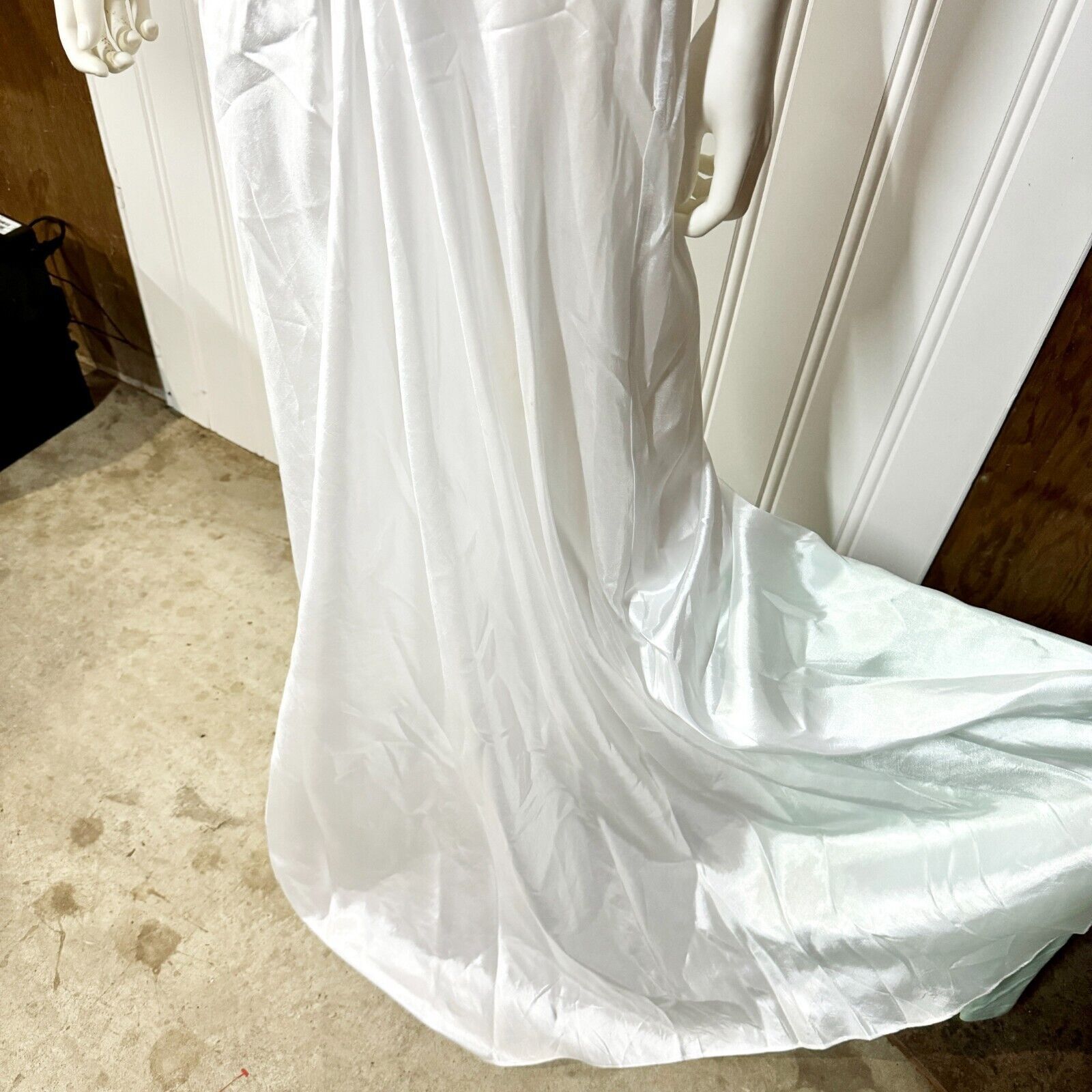Other Cinderella Wedding GOWN Size M Strapless Gemmed A Line Slim Size M / US 6-8 / IT 42-44 - 8 Thumbnail