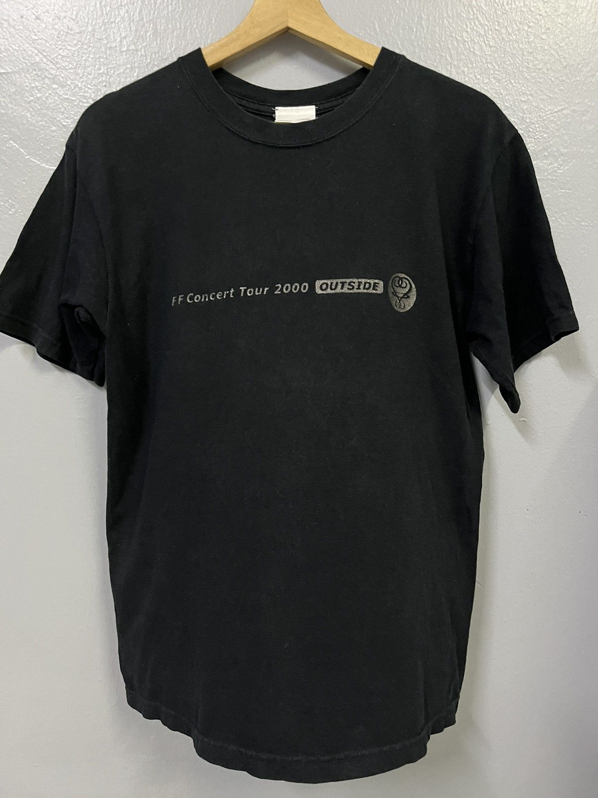 Band Tees VINTAGE FF CONCERT TOUR 2000 OUTSIDE Size US M / EU 48-50 / 2 - 2 Thumbnail