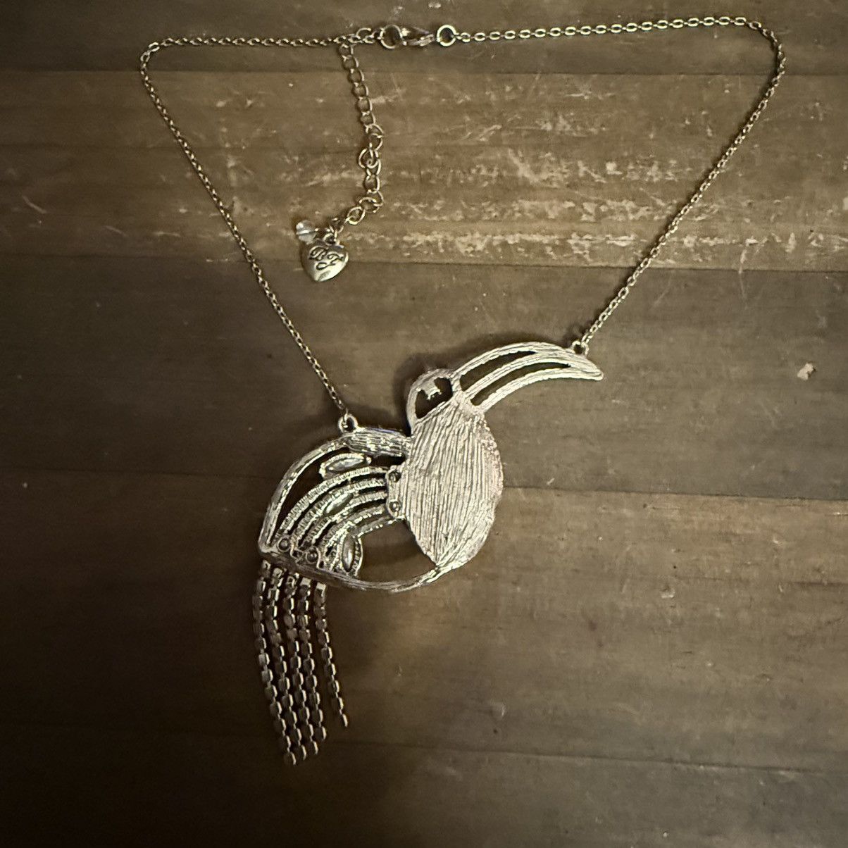 Betsey Johnson Betsey Johnson Paradise Lost Toucan bird necklace Size ONE SIZE - 6 Thumbnail