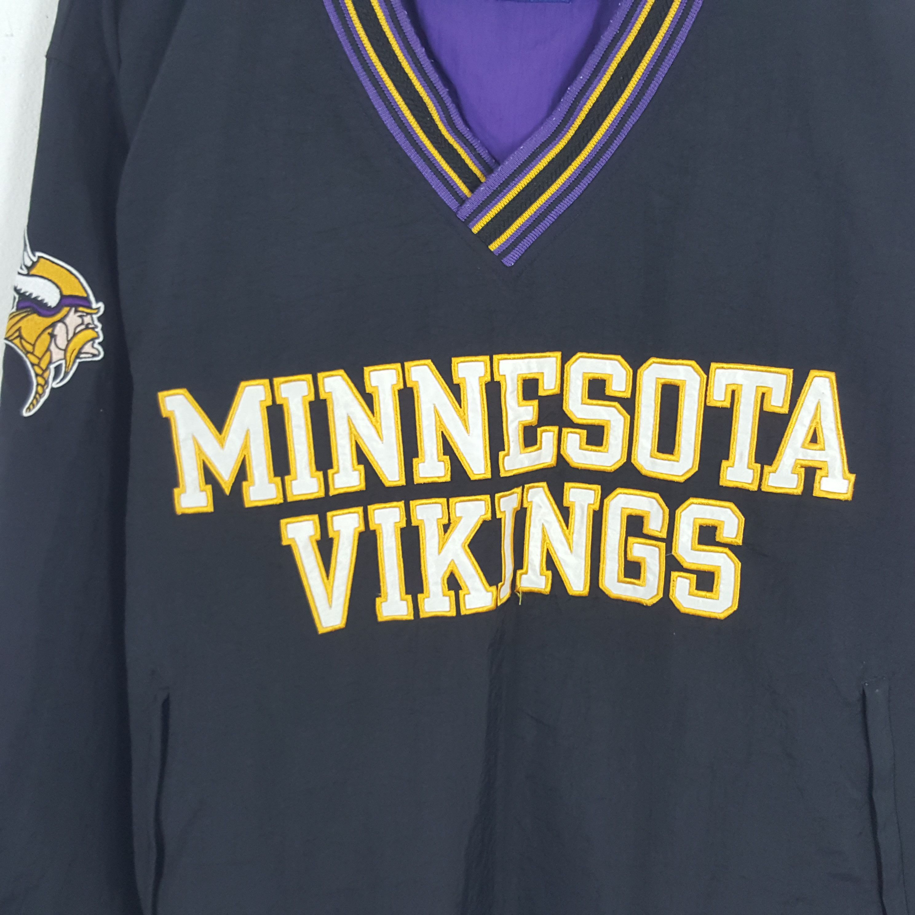 Champion × NFL × Vintage Vintage NFL X Champion Minnesota Vikings Jacket Size US XL / EU 56 / 4 - 2 Thumbnail