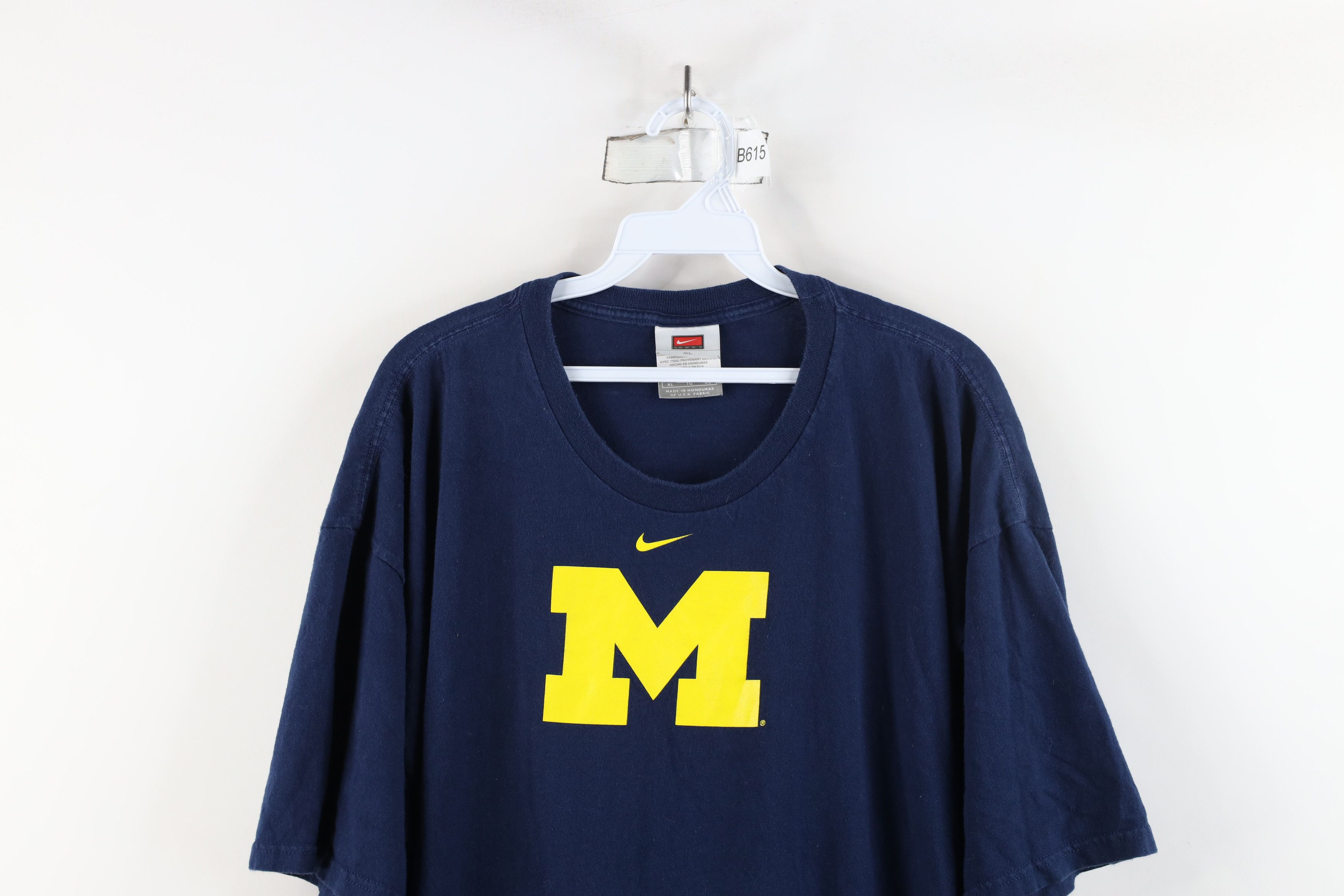 Nike × Vintage Vintage Nike Swoosh University of Michigan T-Shirt Blue Size US XL / EU 56 / 4 - 2 Thumbnail