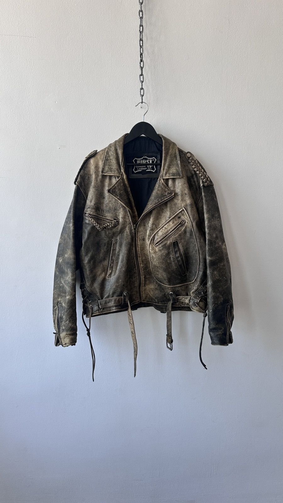 Other Leather Motorcycle Jacket XL Braided Shoulders Rocker Heavy Size US XL / EU 56 / 4 - 1 Thumbnail