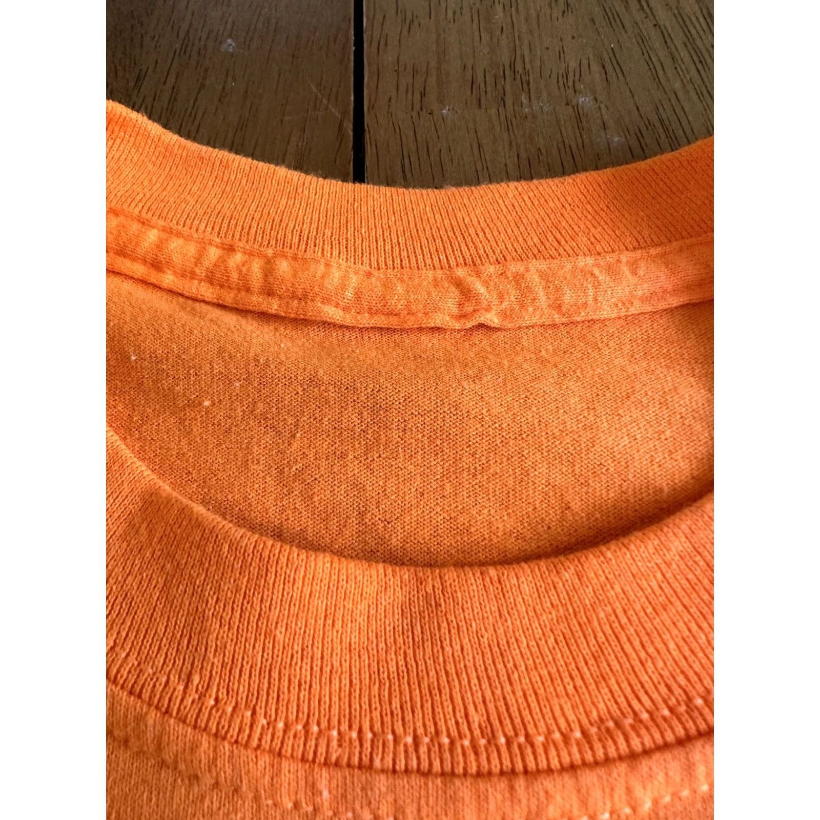 Vintage 2. Specificity: It clearly specifies "Long Sleeve Shirt" and size "M" for better user intent Size US M / EU 48-50 / 2 - 3 Thumbnail