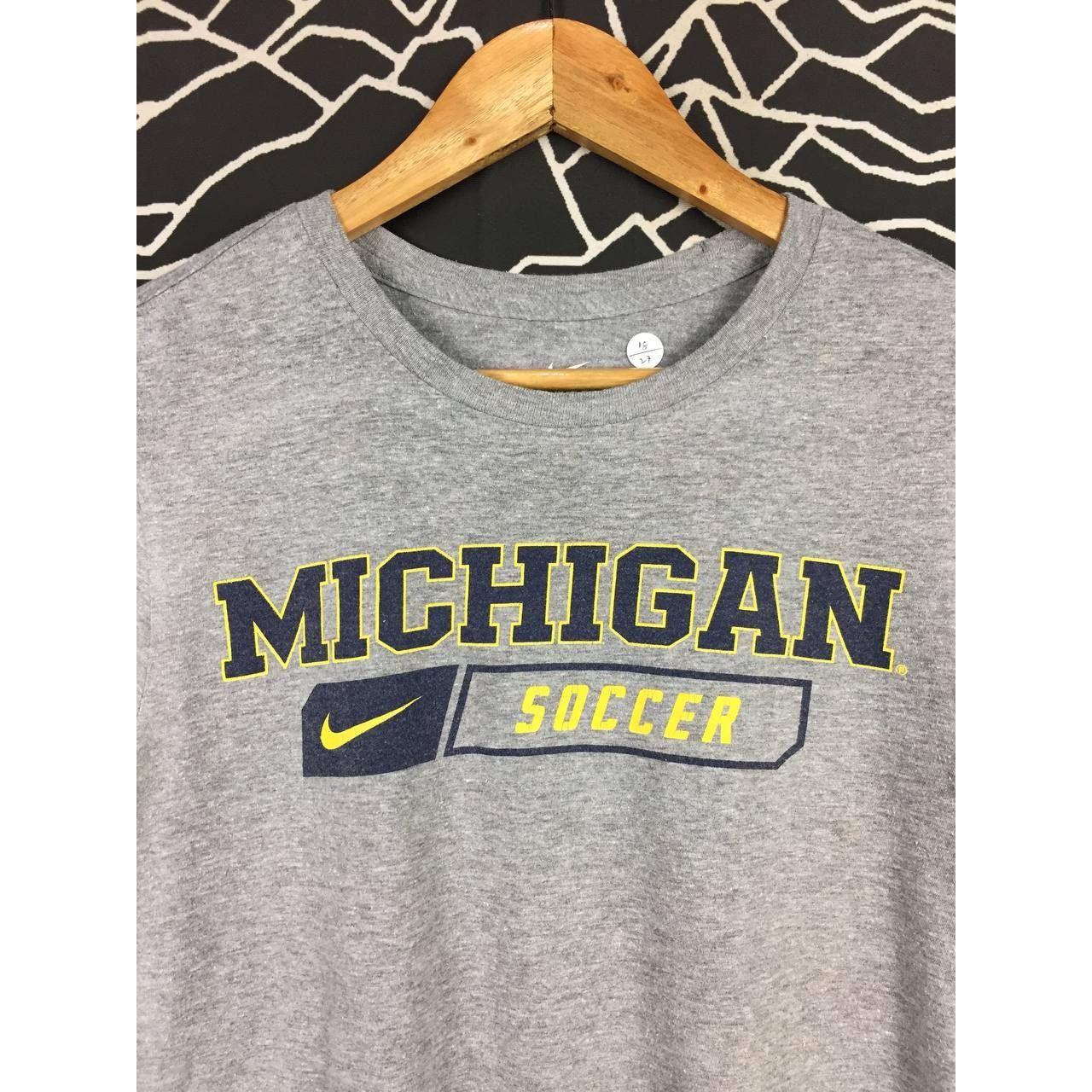 Nike Nike Michigan Wolverines Soccer Short Sleeve Tee Size US S / EU 44-46 / 1 - 3 Thumbnail