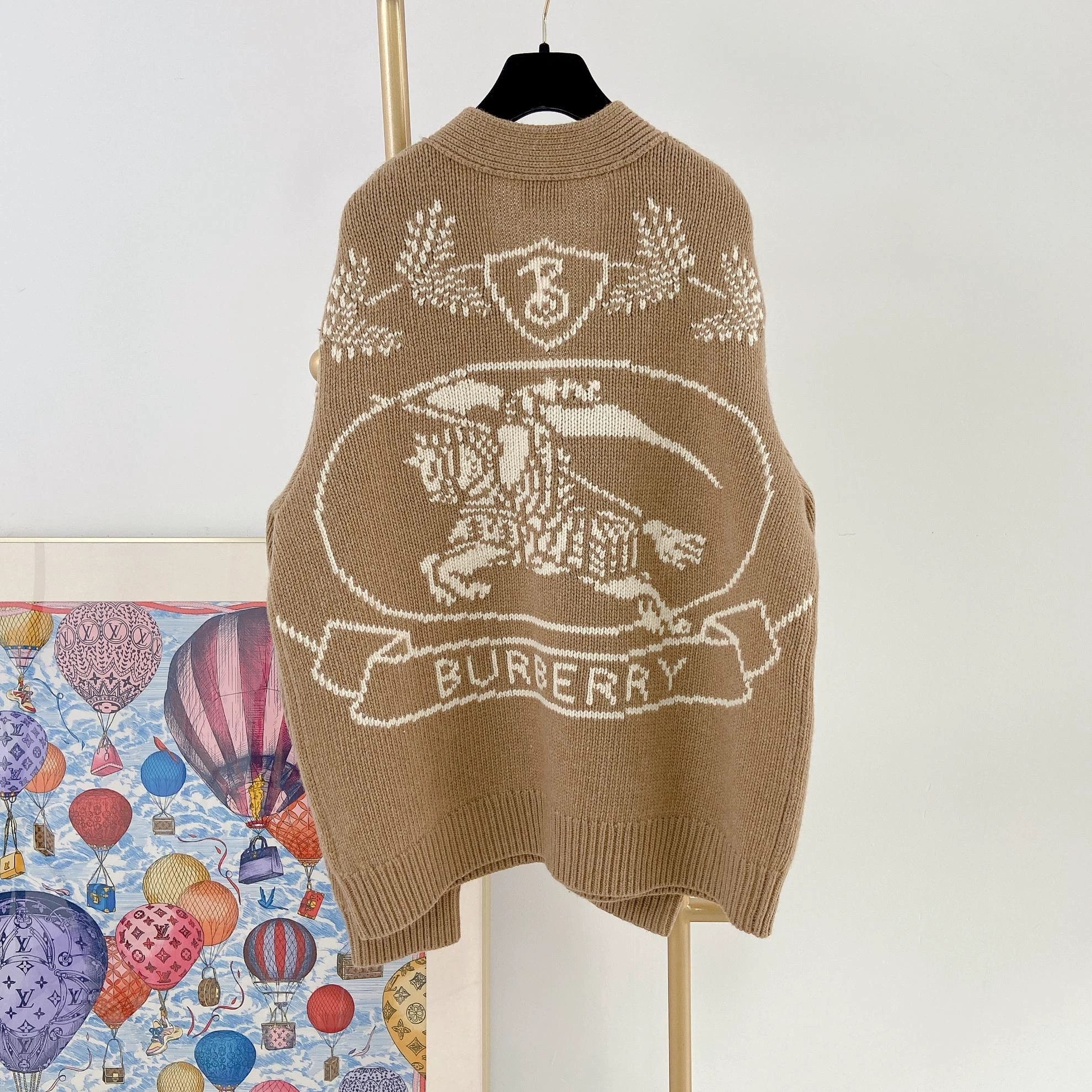 Burberry Burberry Horseferry Embroidery Cardigan L Size US L / EU 52-54 / 3 - 2 Thumbnail
