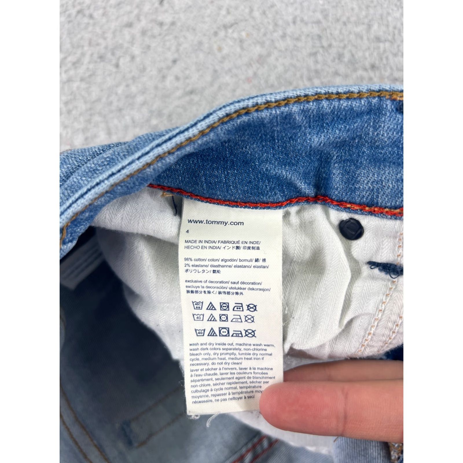 Tommy Hilfiger Tommy Hilfiger Women's Jeans 4 Blue Denim Mid Rise Straight Asymmetric Distressed 5-Pocket Size 27" / US 4 / IT 40 - 7 Thumbnail