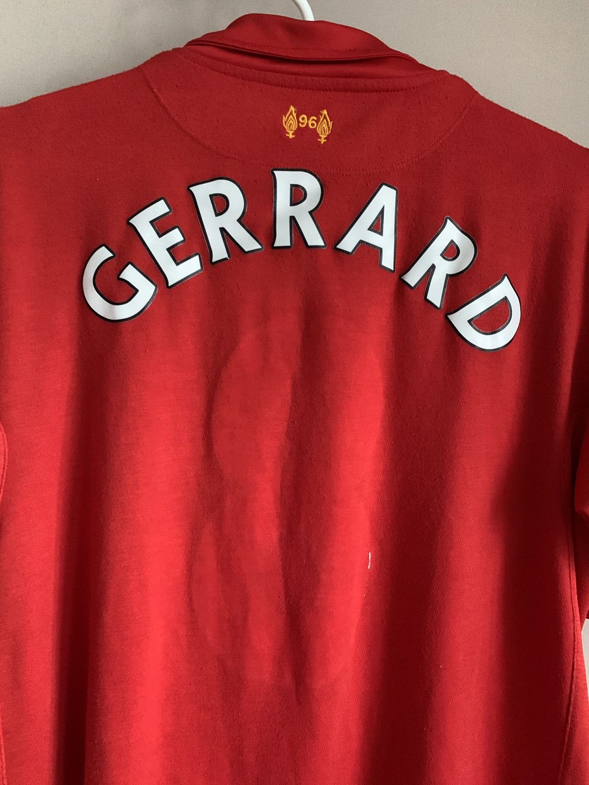 Warrior Liverpool FC 2012 2013 home Gerrard soccer football jersey Size US XL / EU 56 / 4 - 8 Thumbnail