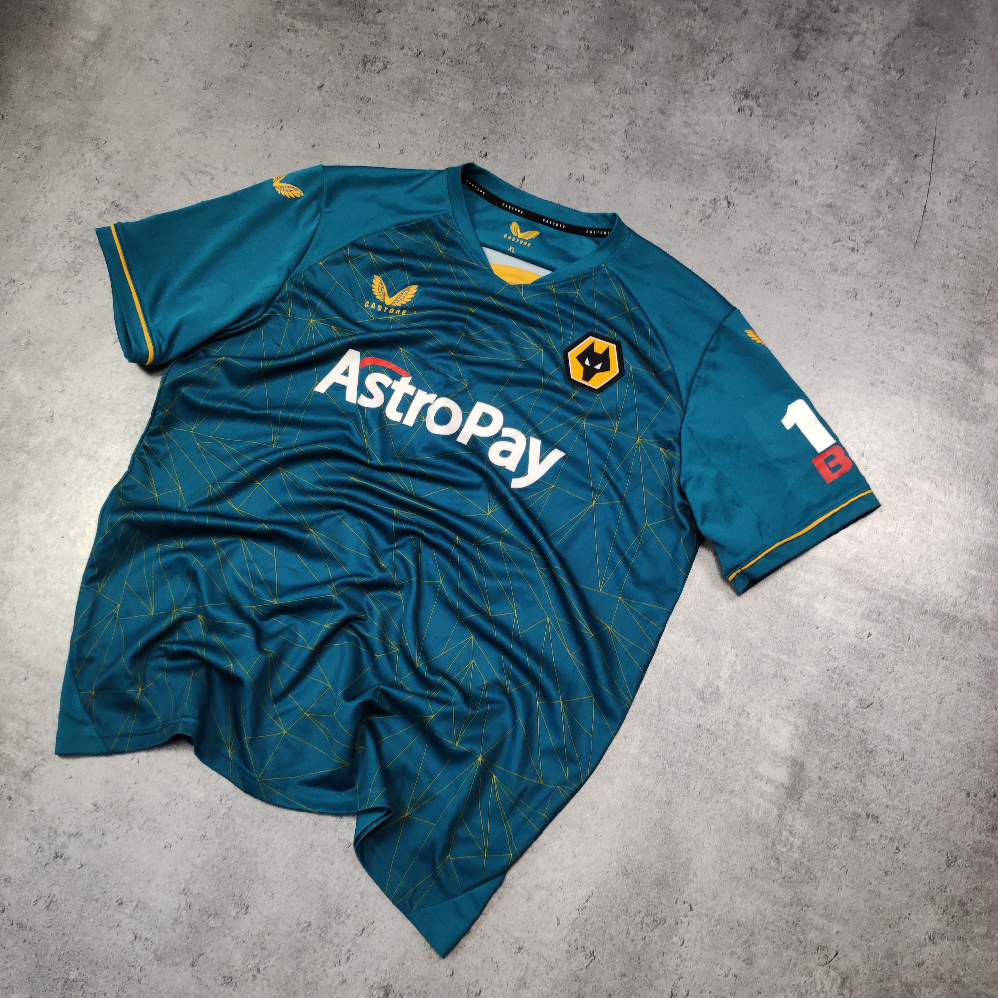 Vintage RARE Football Wolverhamton Wanderers 2022 Away Jersey Size US XL / EU 56 / 4 - 2 Thumbnail