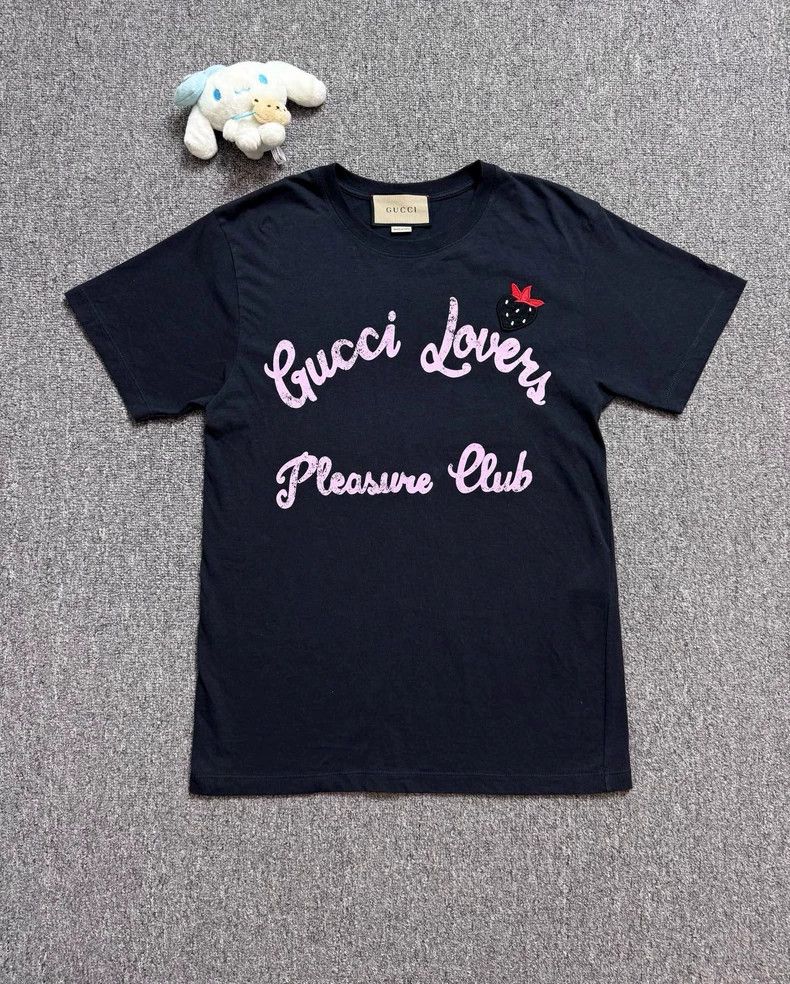 Gucci Gucci Black pink strawberry make old letter logo short-sle Size US XXS / EU 40 - 1 Thumbnail