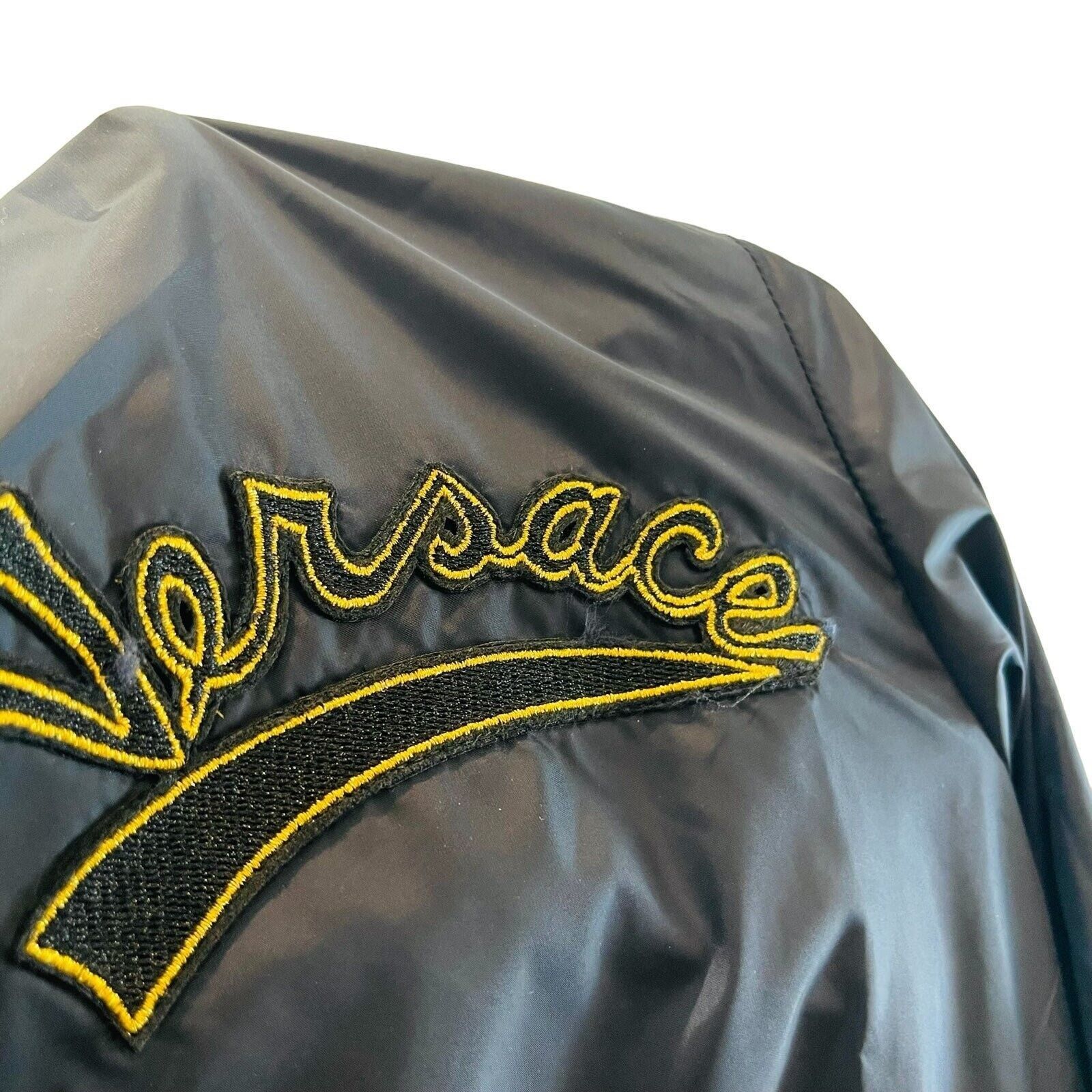 Versace Versace Logo Nylon Windbreaker Jacket Size US S / EU 44-46 / 1 - 3 Thumbnail