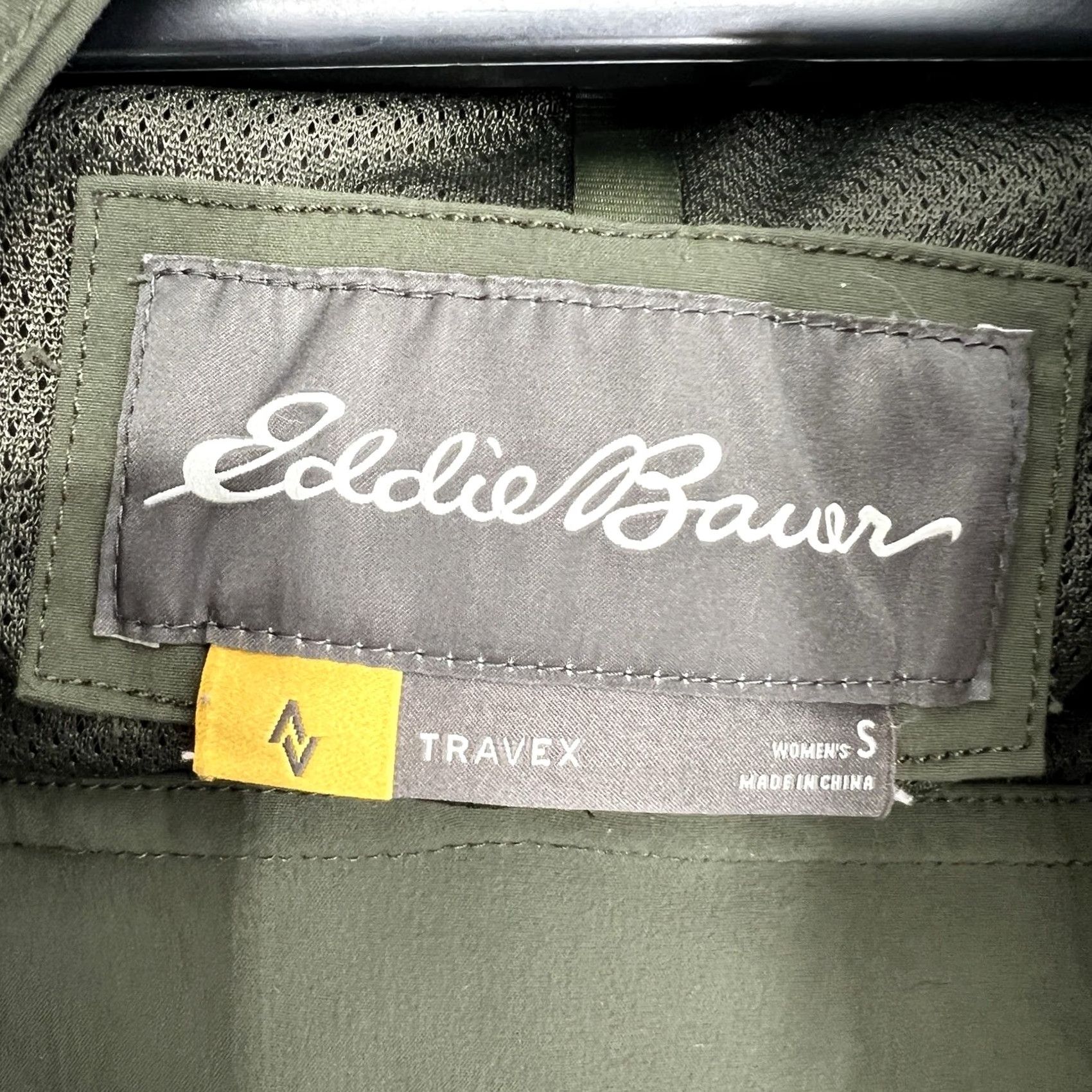 Eddie Bauer VINTAGE? No. Eddie Bauer Womens Travex Cargo Jacket Small Hooded Nylon Stretch Travel Shirt? Size S / US 4 / IT 40 - 4 Thumbnail