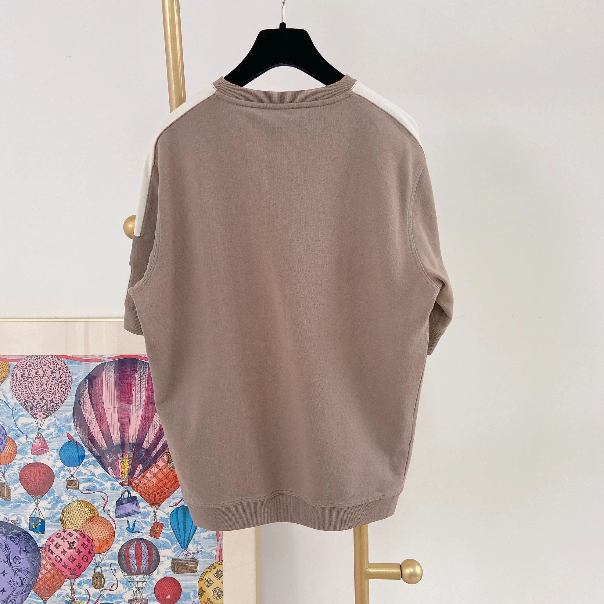 Hermes Hermes Camel Crew Neck T-Shirt M 4193 Size M / US 6-8 / IT 42-44 - 2 Thumbnail