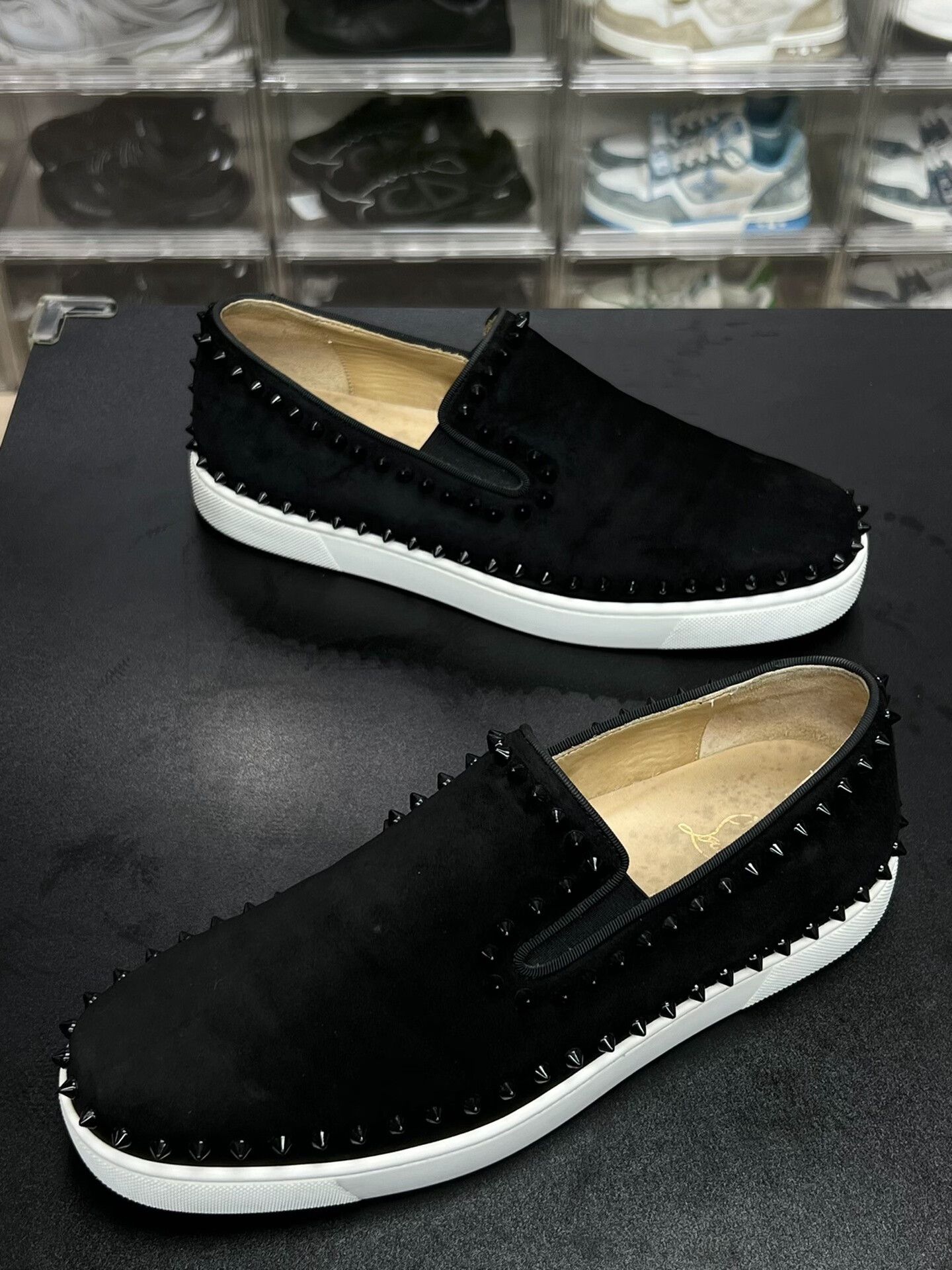 Christian Louboutin Christian Louboutin Black Lowtop Sneakers 9.5 Men Size US 9.5 / EU 42-43 - 1 Thumbnail