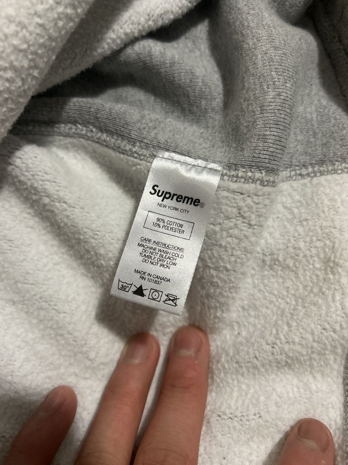 Supreme Supreme Hoodie Size US L / EU 52-54 / 3 - 5 Thumbnail