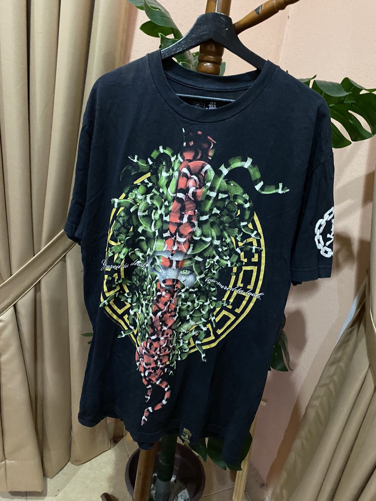 Dissizit Dissizit Black Graphic T-Shirt with Serpent and Chain Motif Size US L / EU 52-54 / 3 - 2 Thumbnail