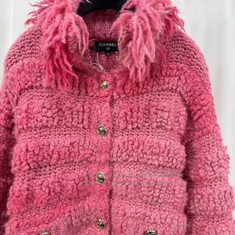 Chanel Chanel Pink Flamingo Teddy Knitted Coat Size XS / US 0-2 / IT 36-38 - 3 Thumbnail