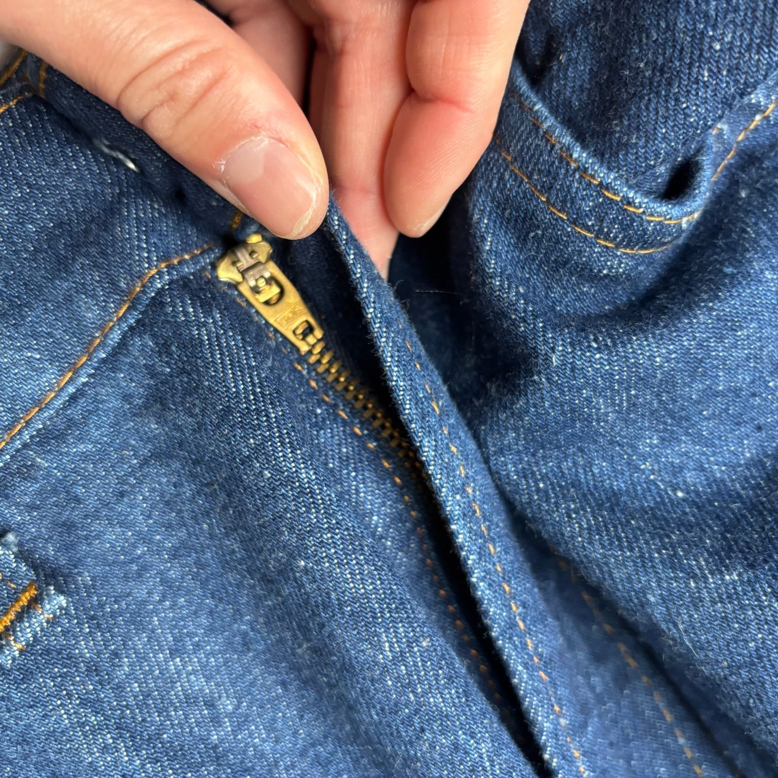 Levi's Vintage Levi's 40517-0215 Boot Cut Flare Jeans Fray 36x34 Size US 36 / EU 52 - 10 Thumbnail