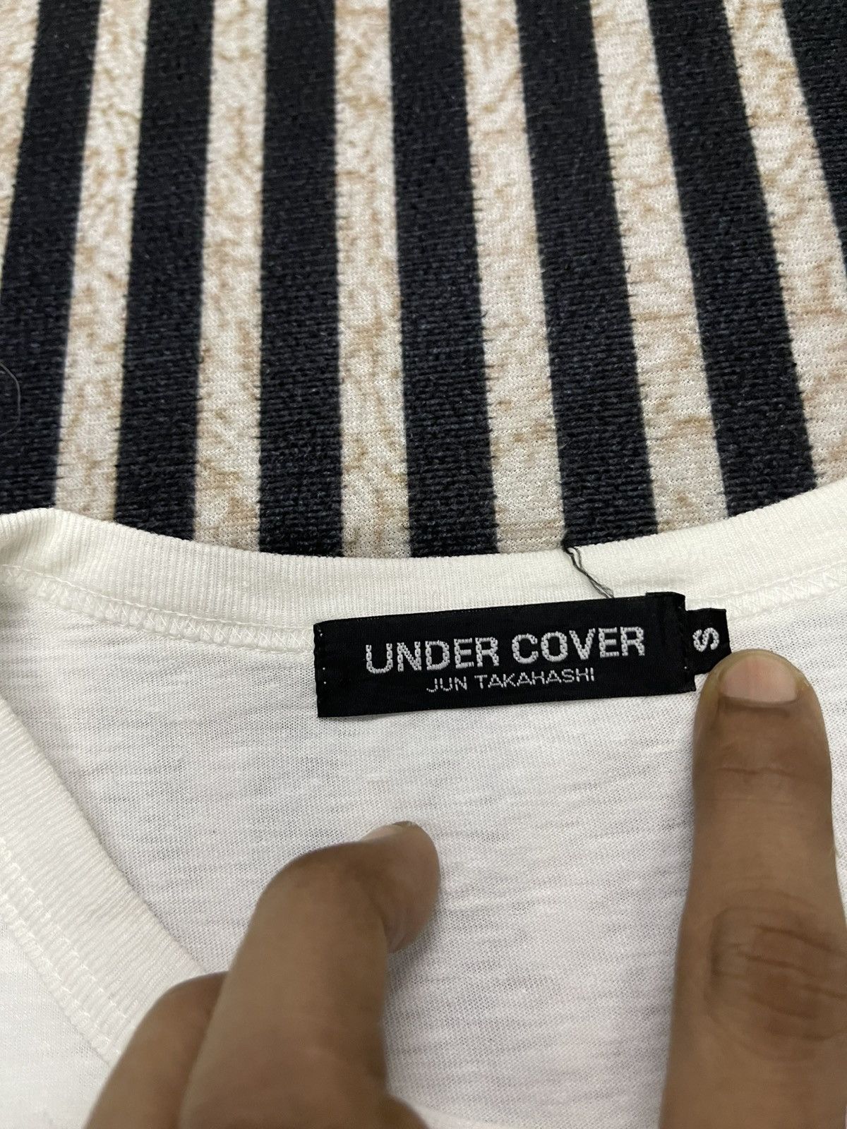 Undercover 2000s UNDERCOVER DR BILL 1 CONFESS “THREE GRAPIES” TEES Size US S / EU 44-46 / 1 - 7 Thumbnail