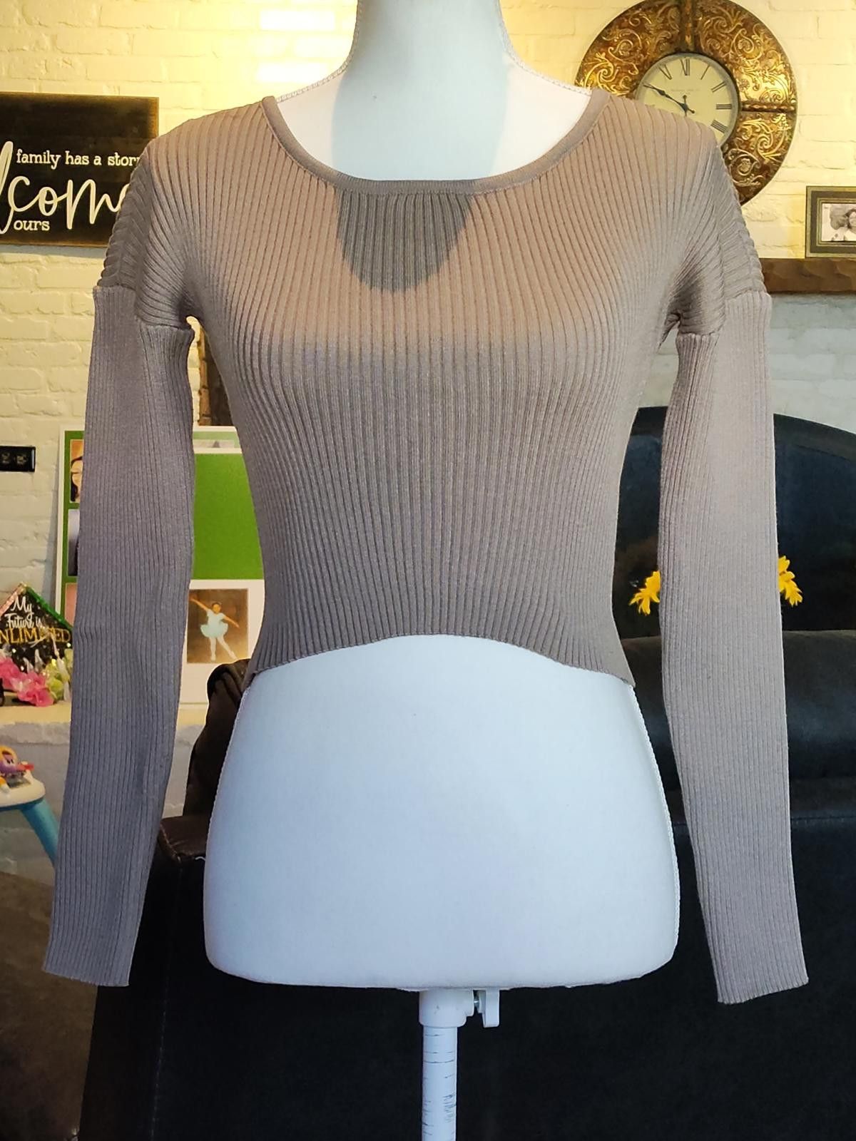 Shein SHEIN Ribbed Knit Crop Top Medium Size Size M / US 6-8 / IT 42-44 - 3 Thumbnail