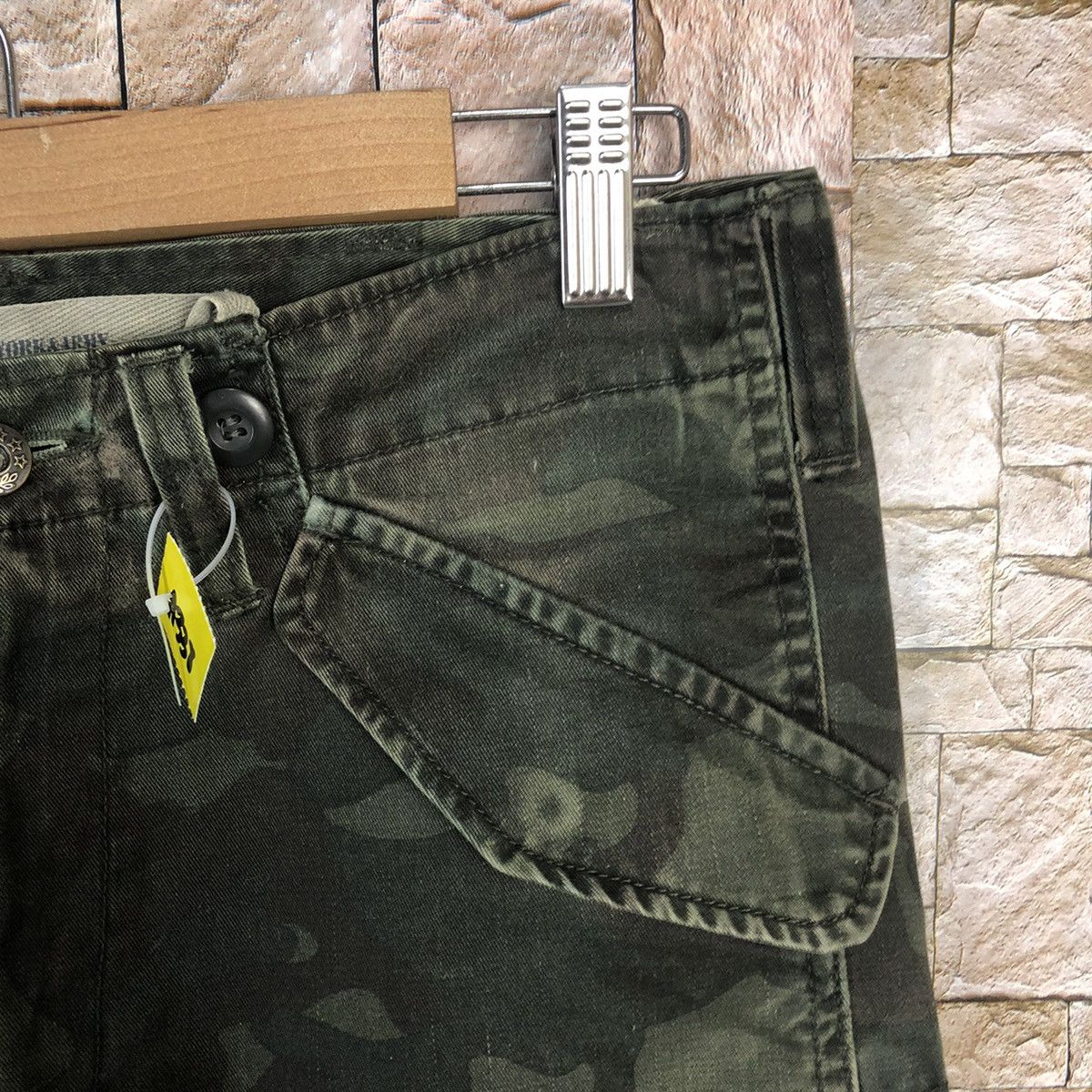 Japanese Brand Free Gale Green Camo Cargo Multipocket Pants #A338 Size US 29 - 9 Thumbnail
