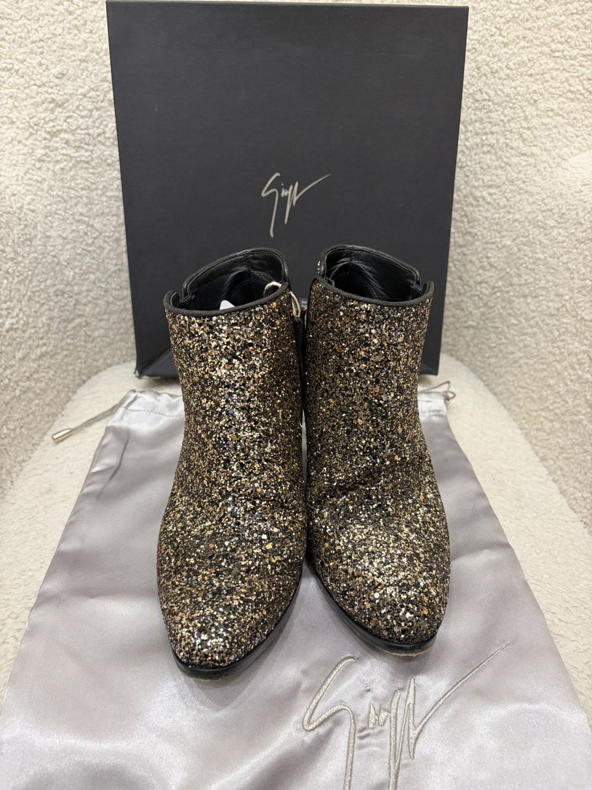 Giuseppe Zanotti Giuseppe Zanotti Women’s Ankle Boots Size US 7 / IT 37 - 2 Thumbnail