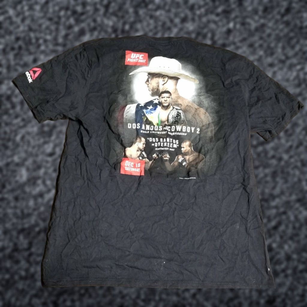 Reebok VINTAGE Reebok UFC Dos Anjos vs Cowboy 2 T Shirt – Men XL Black, Short Sleeve, 2-Sided Distressed MMA Shirt Size US XL / EU 56 / 4 - 1 Thumbnail