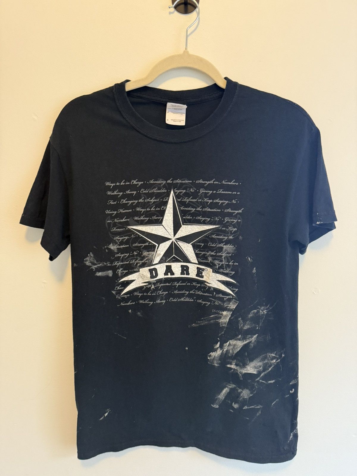 Other Vintage D.A.R.E. Star Tee (Distressed Black, S) Size S / US 4 / IT 40 - 1 Thumbnail