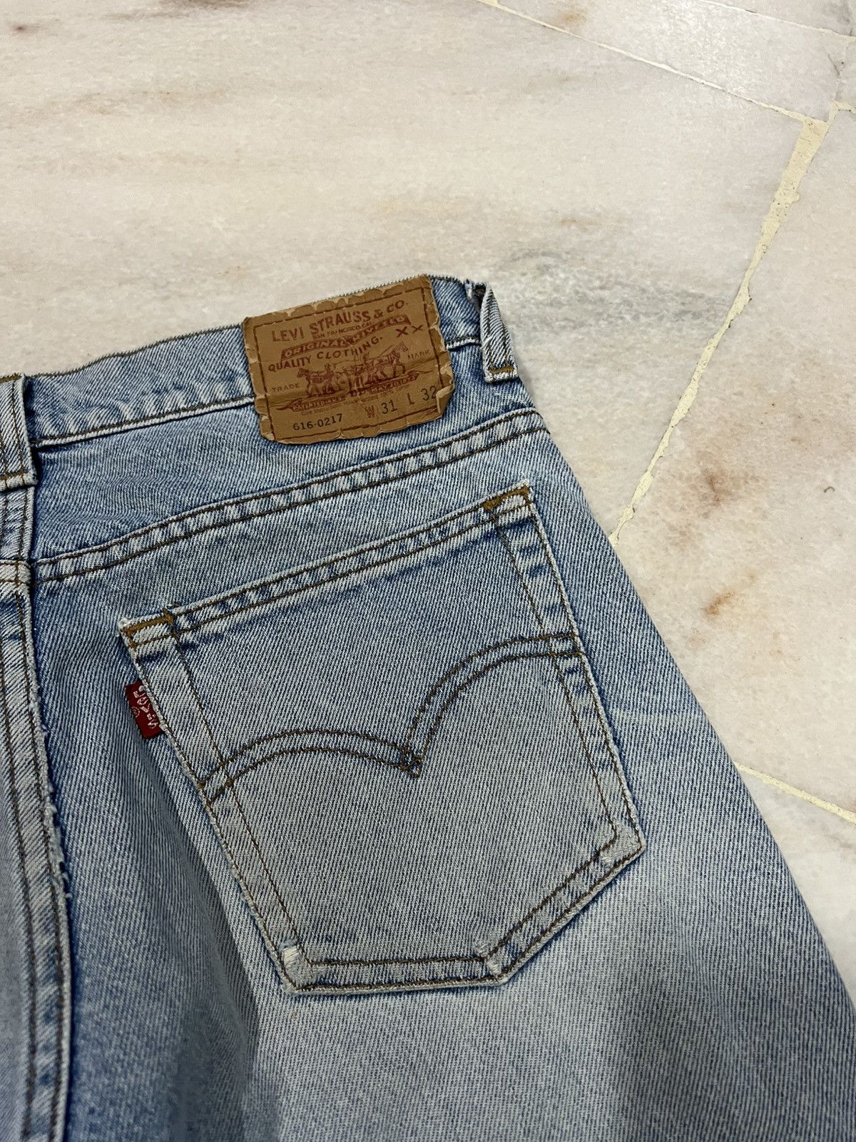 Japanese Brand × Levi's × Levi's Vintage Clothing 90’s Levis 616 Light Wash Distressed Jean Size US 29 - 14 Thumbnail