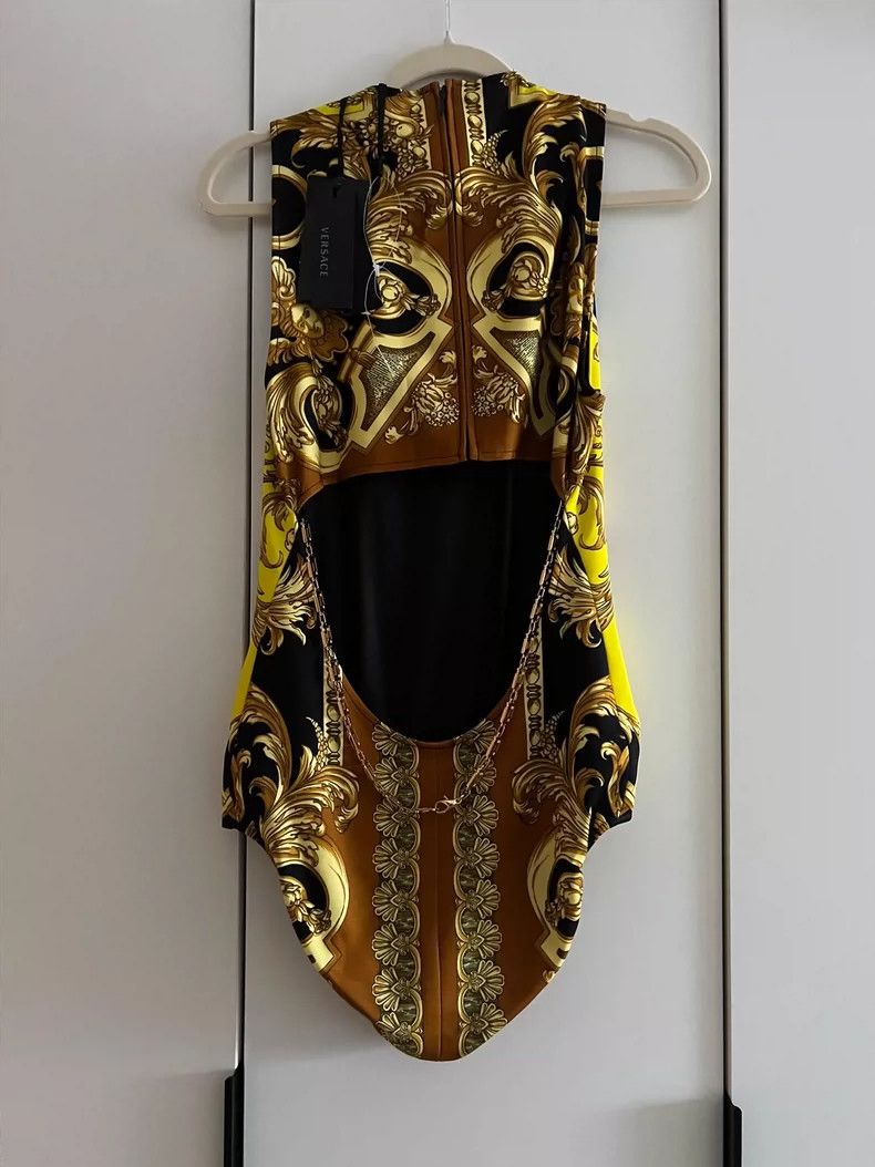 Versace Versace Yellow and black patterns Size S / US 4 / IT 40 - 2 Thumbnail