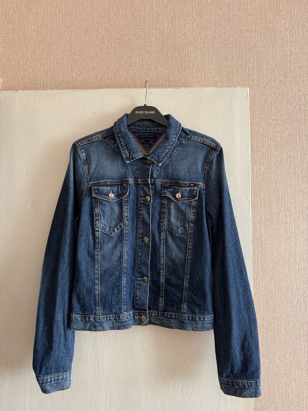 Tommy Hilfiger Vintage Tommy Hilfiger Denim Jacket Women Classic Trucker Size M / US 6-8 / IT 42-44 - 1 Thumbnail