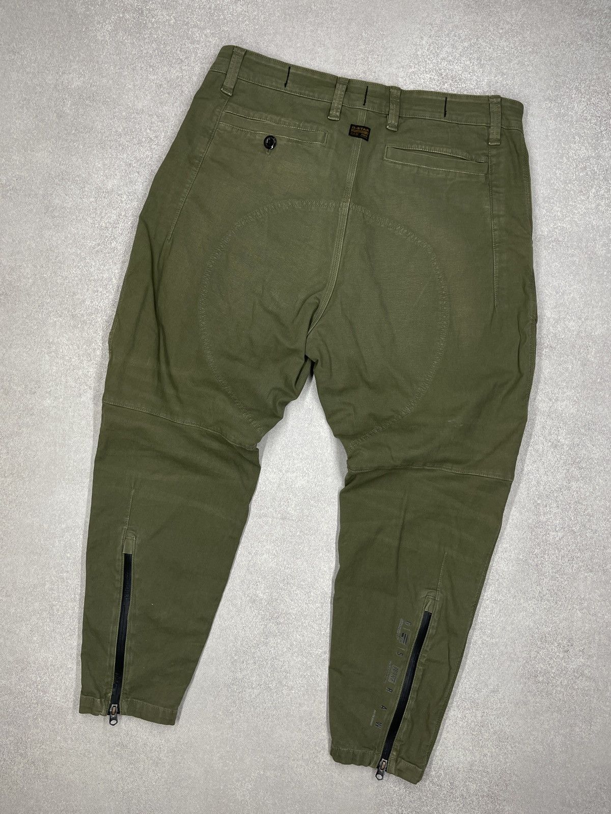 G-Star Mens G Star Raw Fatigue Relaxed Tapered Cargo Pants Size 36 Size US 36 / EU 52 - 1 Thumbnail