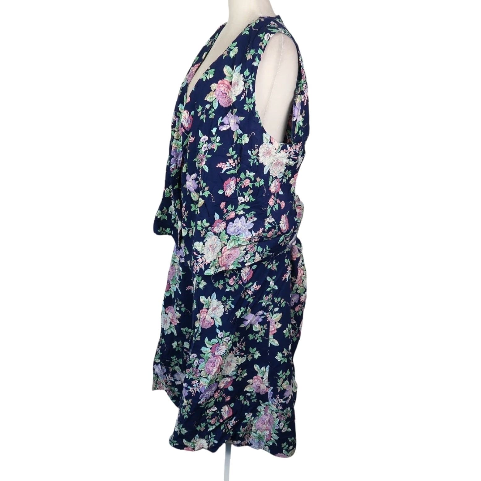 Vintage VINTAGE 80s Navy Blue Floral Vest and Midi Skirt Matching Set XXL Women Two Piece Outfit/Set Cotton Floral 2XL Size 40" / US 18 - 3 Thumbnail