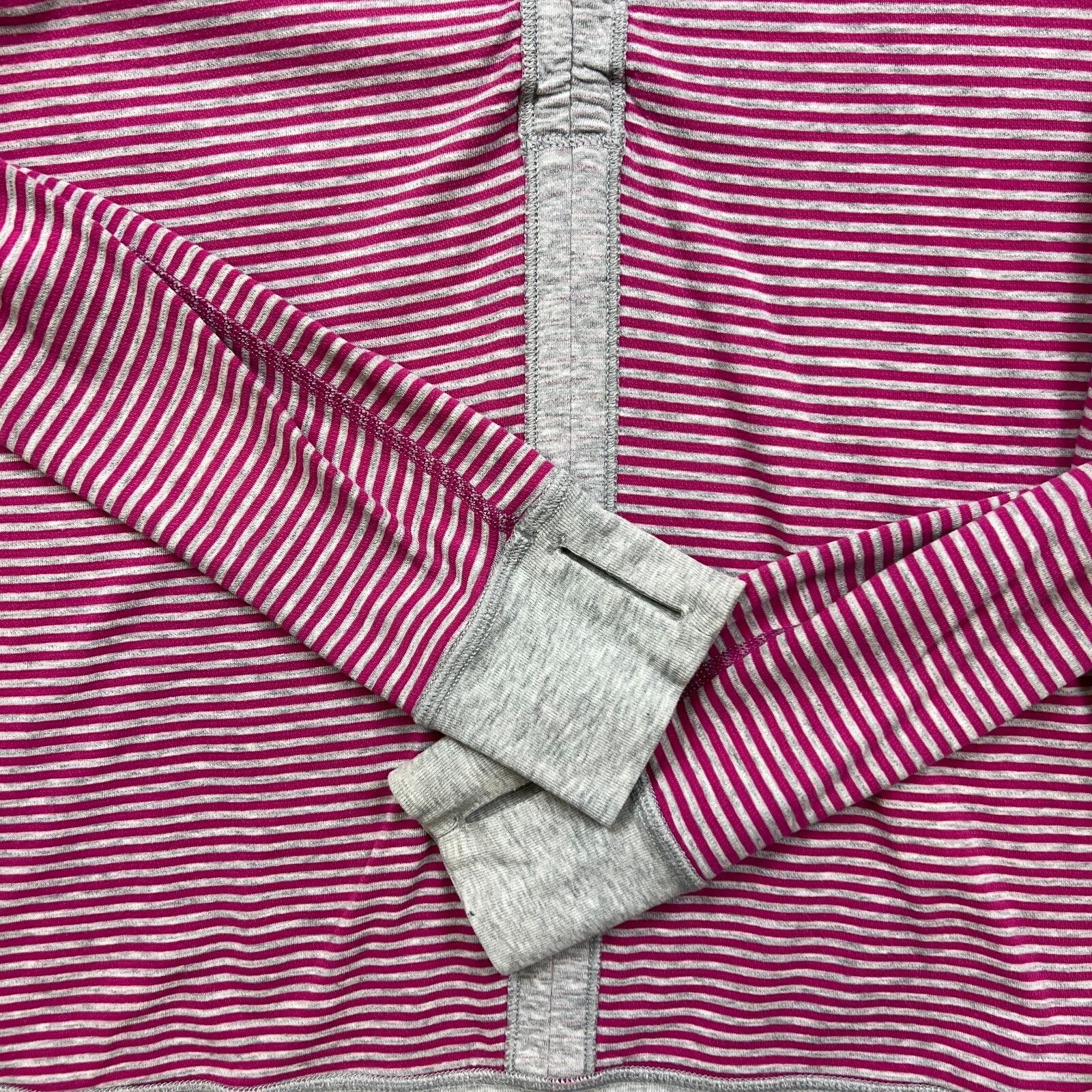 Lululemon Lululemon In A Cinch Long Sleeve Tee Reversible Sweater Size L / US 10 / IT 46 - 4 Thumbnail