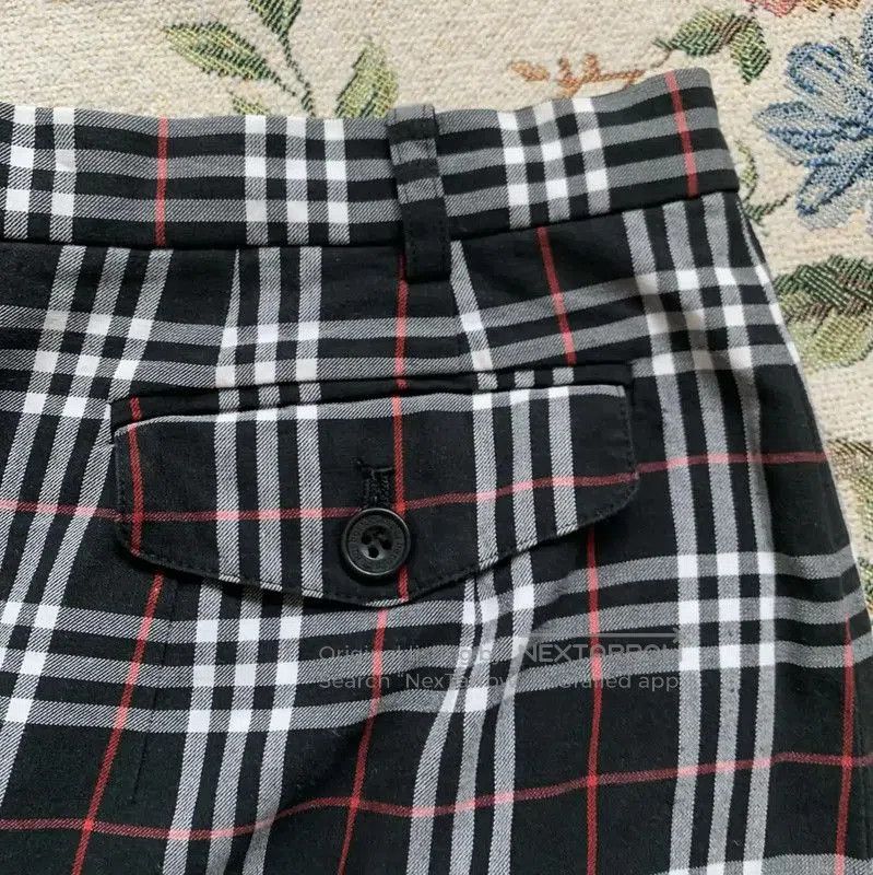 Burberry Burberry Colorful Cotton Check Relaxed Pants. Size 31" - 6 Thumbnail