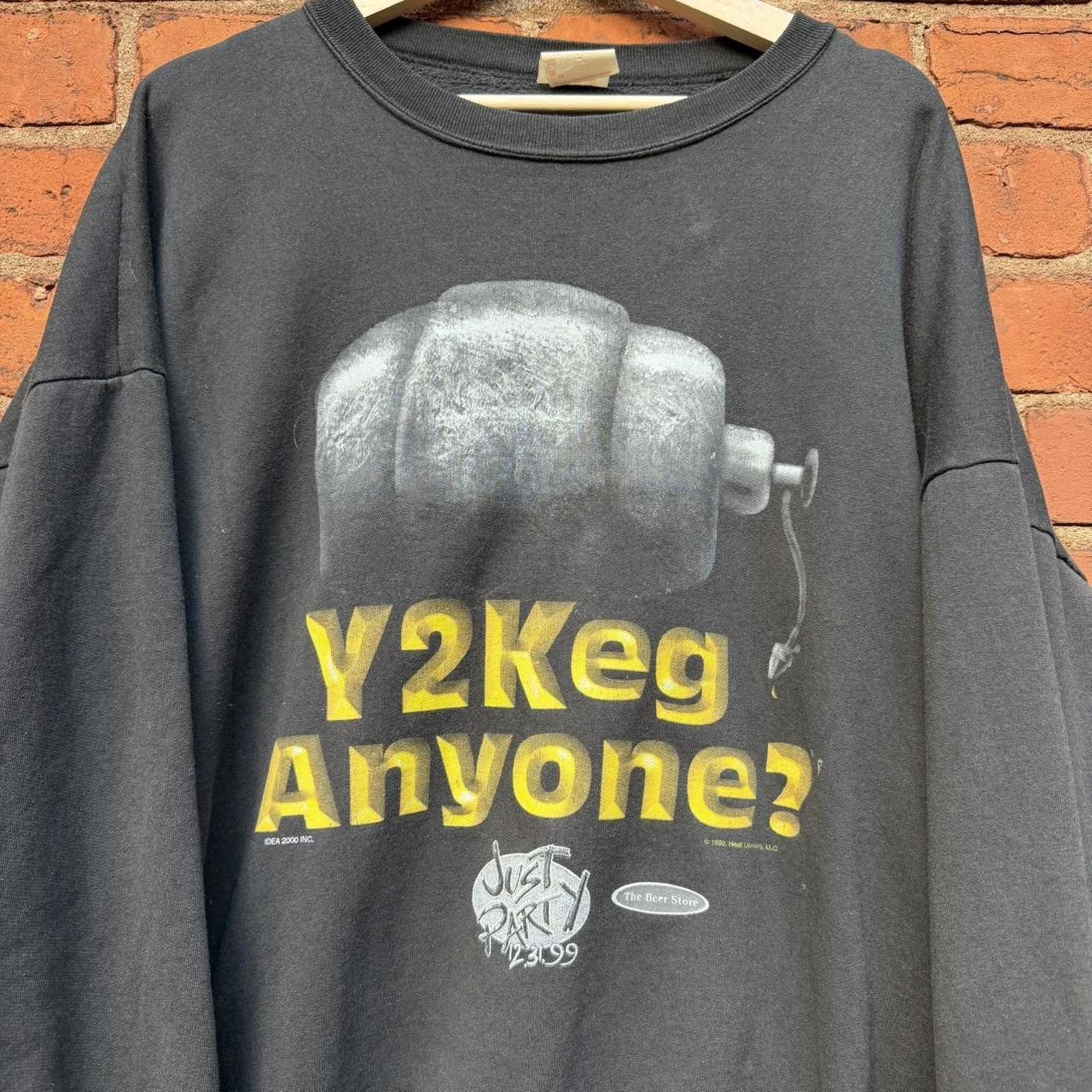 Hanes vintage y2keg anyone? The beer store crewneck sweatshirt L Size US L / EU 52-54 / 3 - 2 Thumbnail