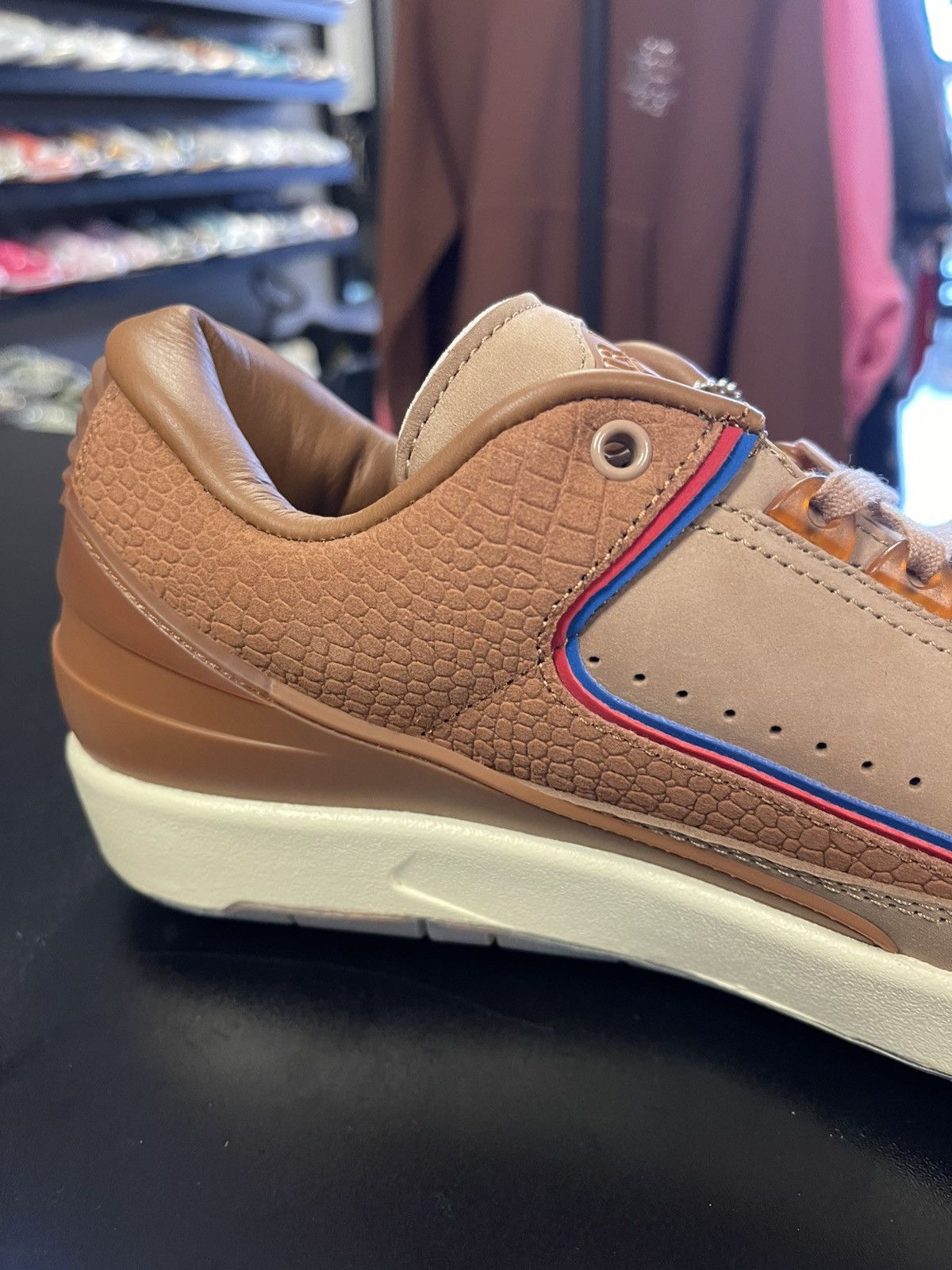 Jordan Brand Size 10 - Nike Air Jordan Two 18 x Air Jordan 2 Retro Low Size US 10 / EU 43 - 8 Thumbnail