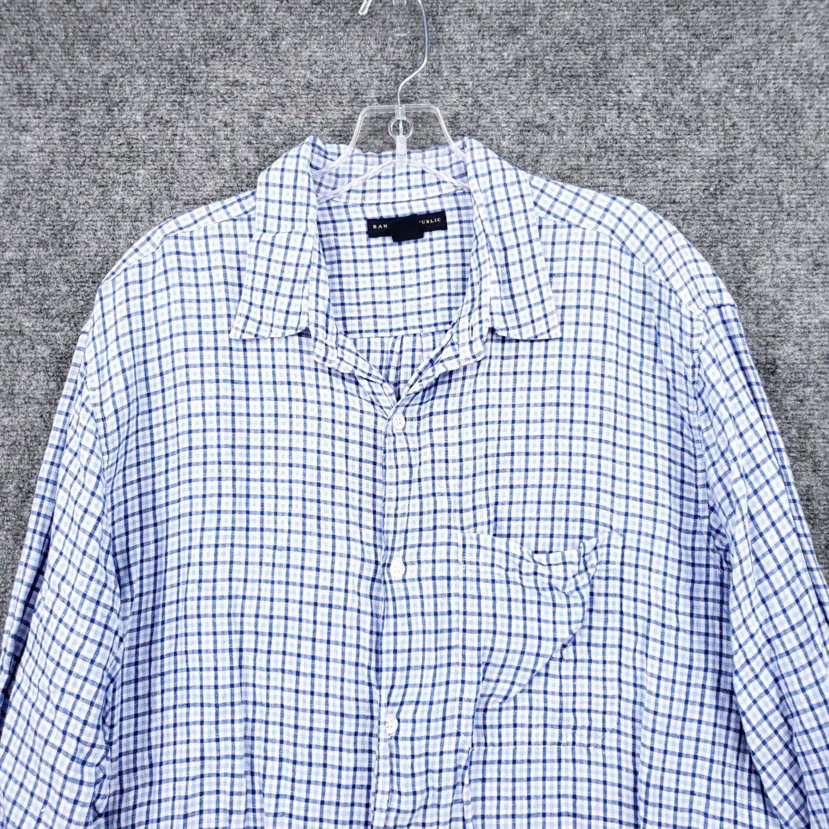 Banana Republic Banana Republic Button-Up Shirt Mens XL Blue Plaid Linen Long Sleeve Button-Up Collared Spread Neckline Casual Travel Size US XL / EU 56 / 4 - 3 Thumbnail