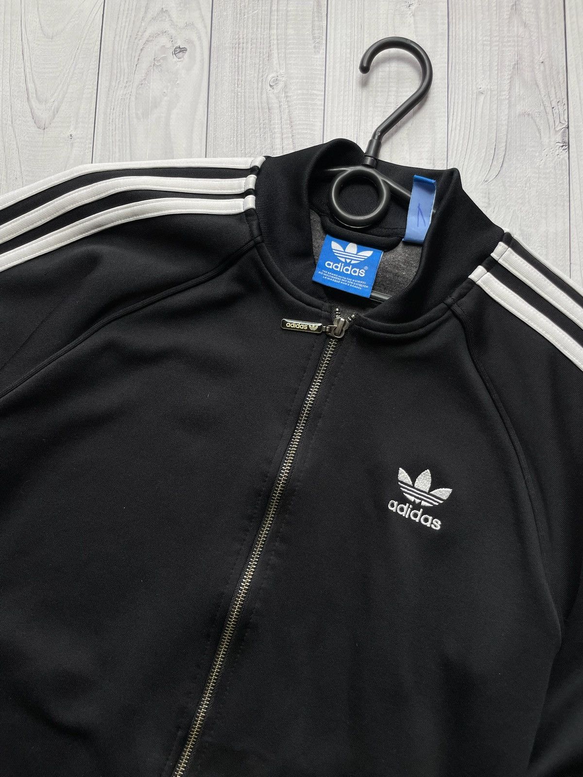 Adidas × Vintage Vintage adidas originals tracksuit logo striped Size US M / EU 48-50 / 2 - 3 Thumbnail