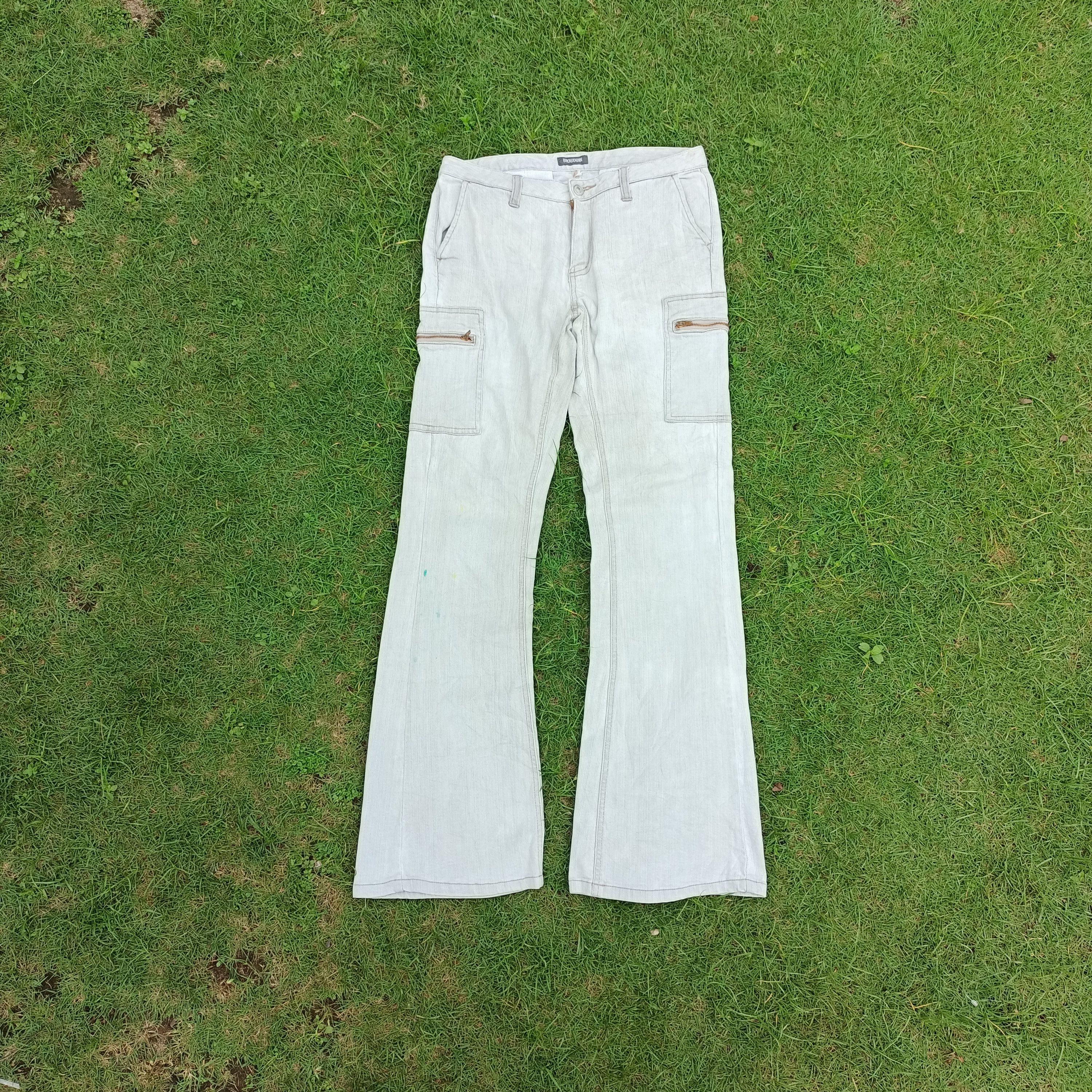 image of 20471120 x Archival Clothing Japanese Flare Browdiwn Bush Spaltter Paint Cargo Jeans (Size 30)