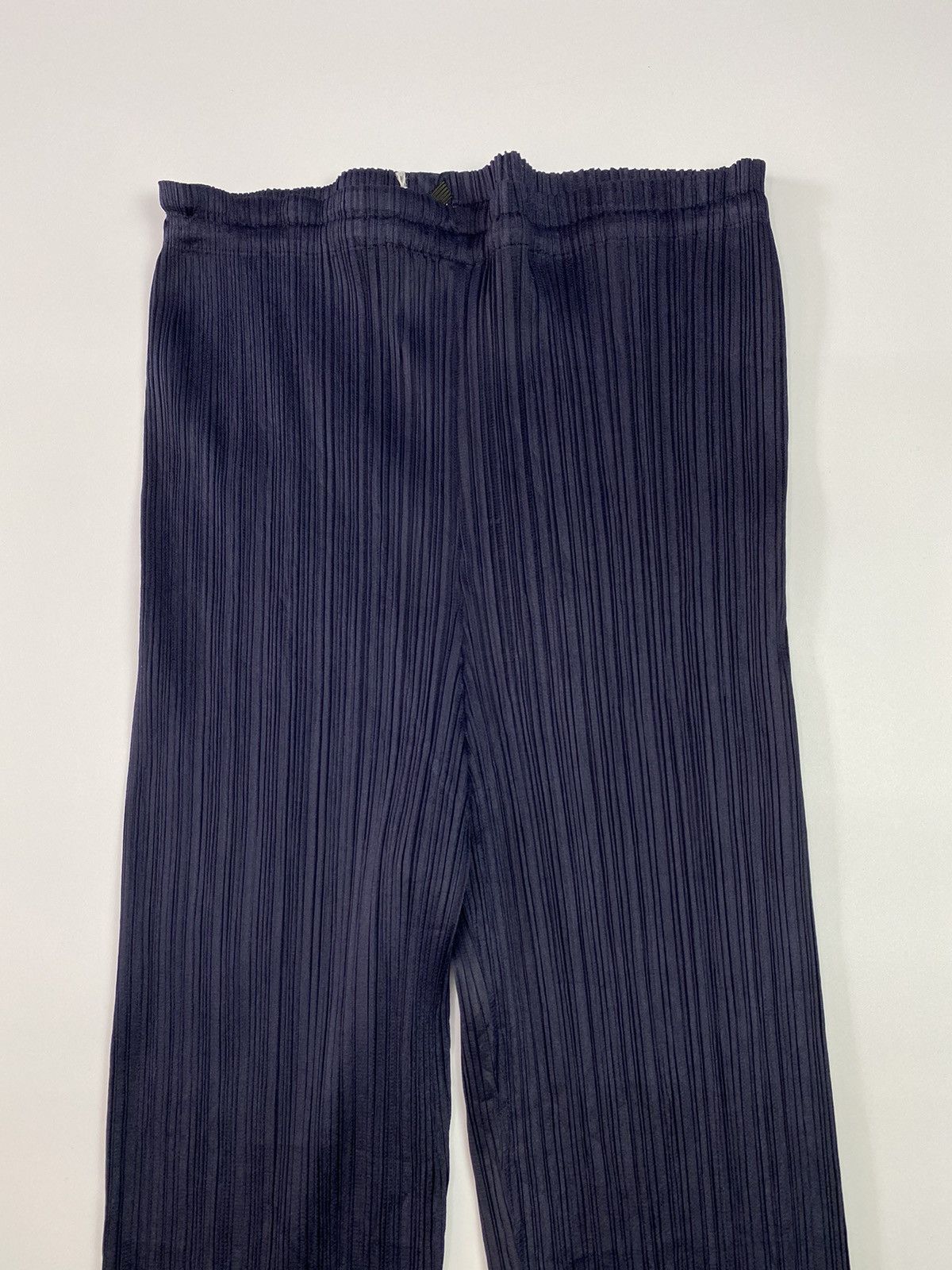 Designer × Issey Miyake × Pleats Please Issey Miyake pleated issey miyake pleatsplease trouser pant Size US 28 / EU 44 - 4 Thumbnail