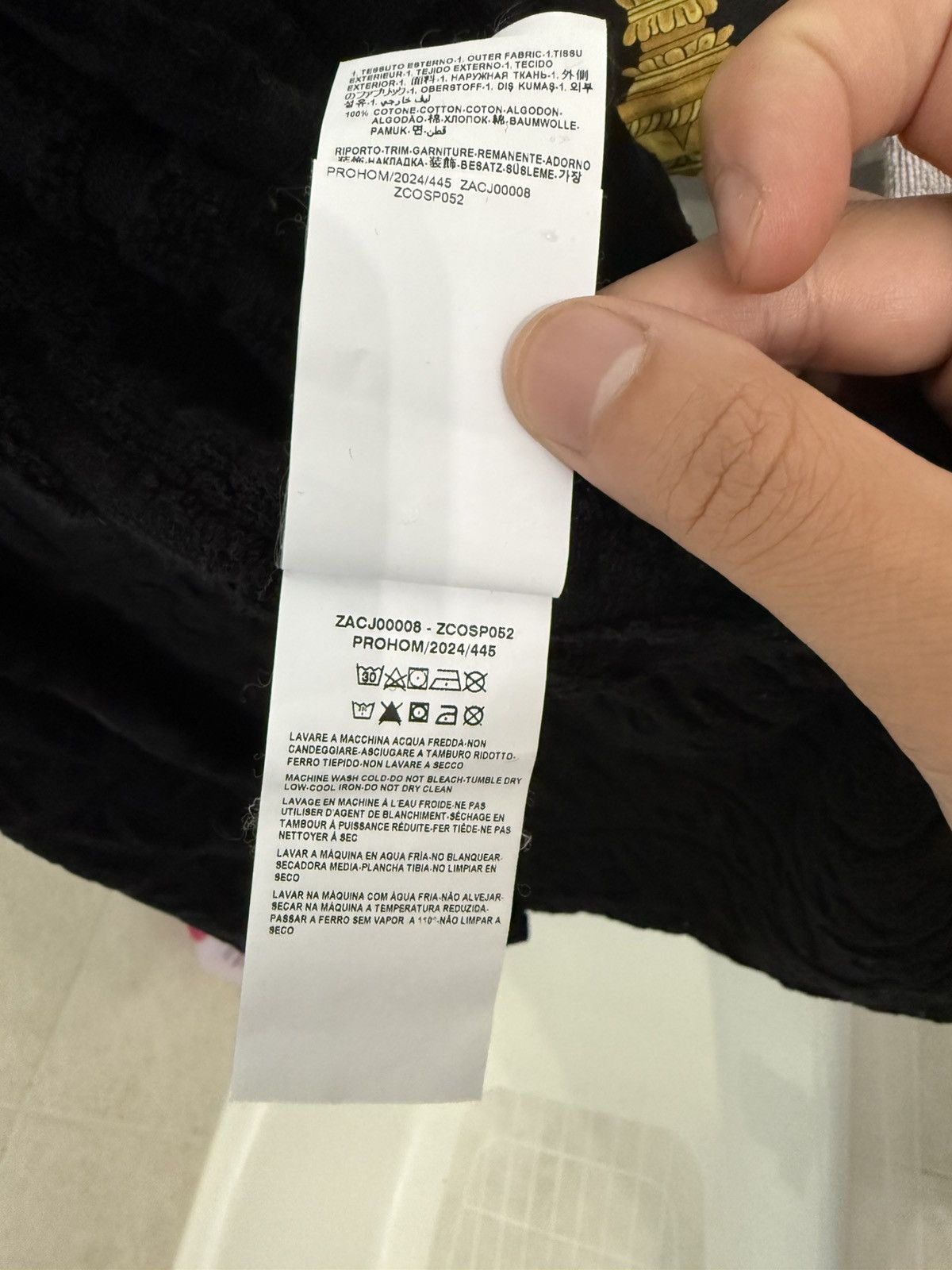 Versace Versace Robe (Black & Gold) Size US M / EU 48-50 / 2 - 7 Thumbnail