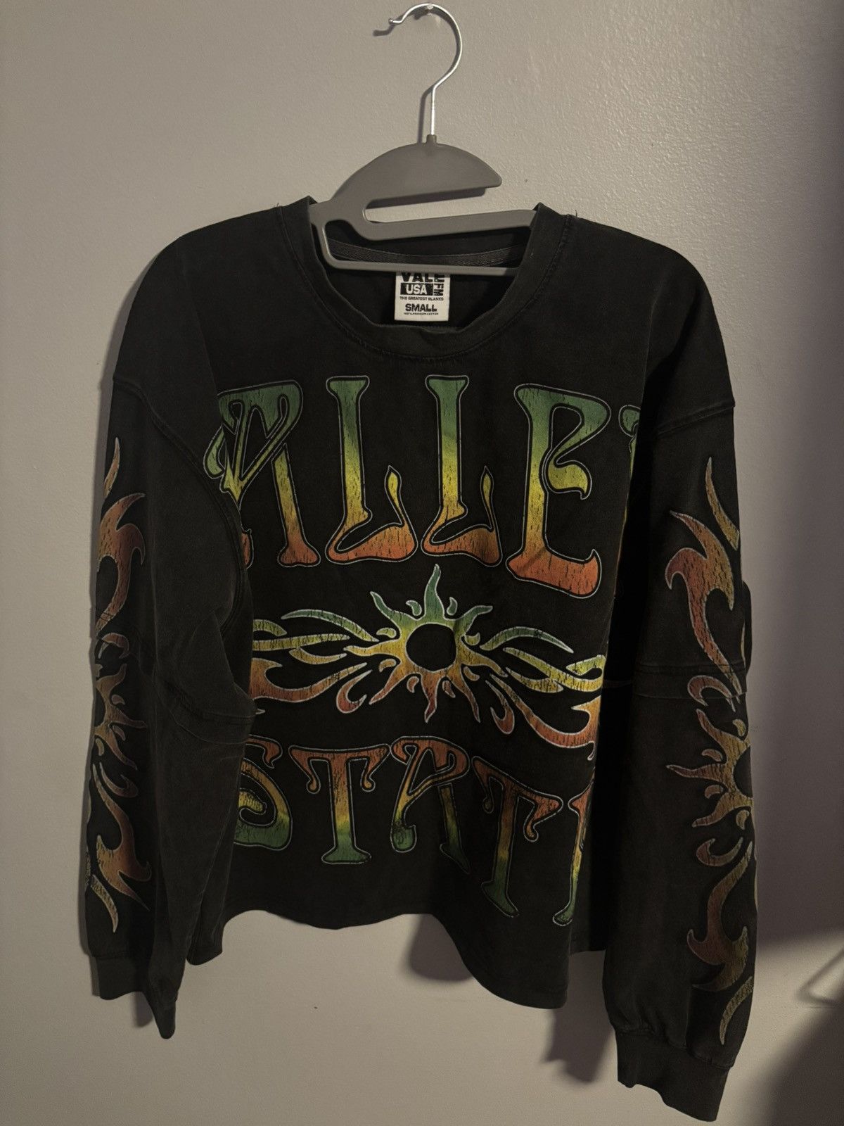 Vale Vale Tribal long sleeve Size US S / EU 44-46 / 1 - 3 Thumbnail