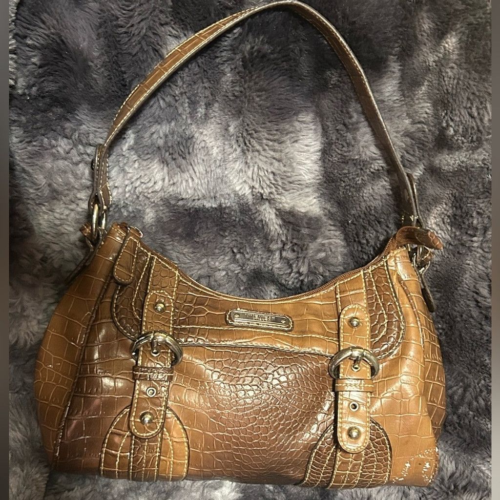 Nine West Vintage Nine W. Western croc purse has damage Size ONE SIZE - 1 Thumbnail